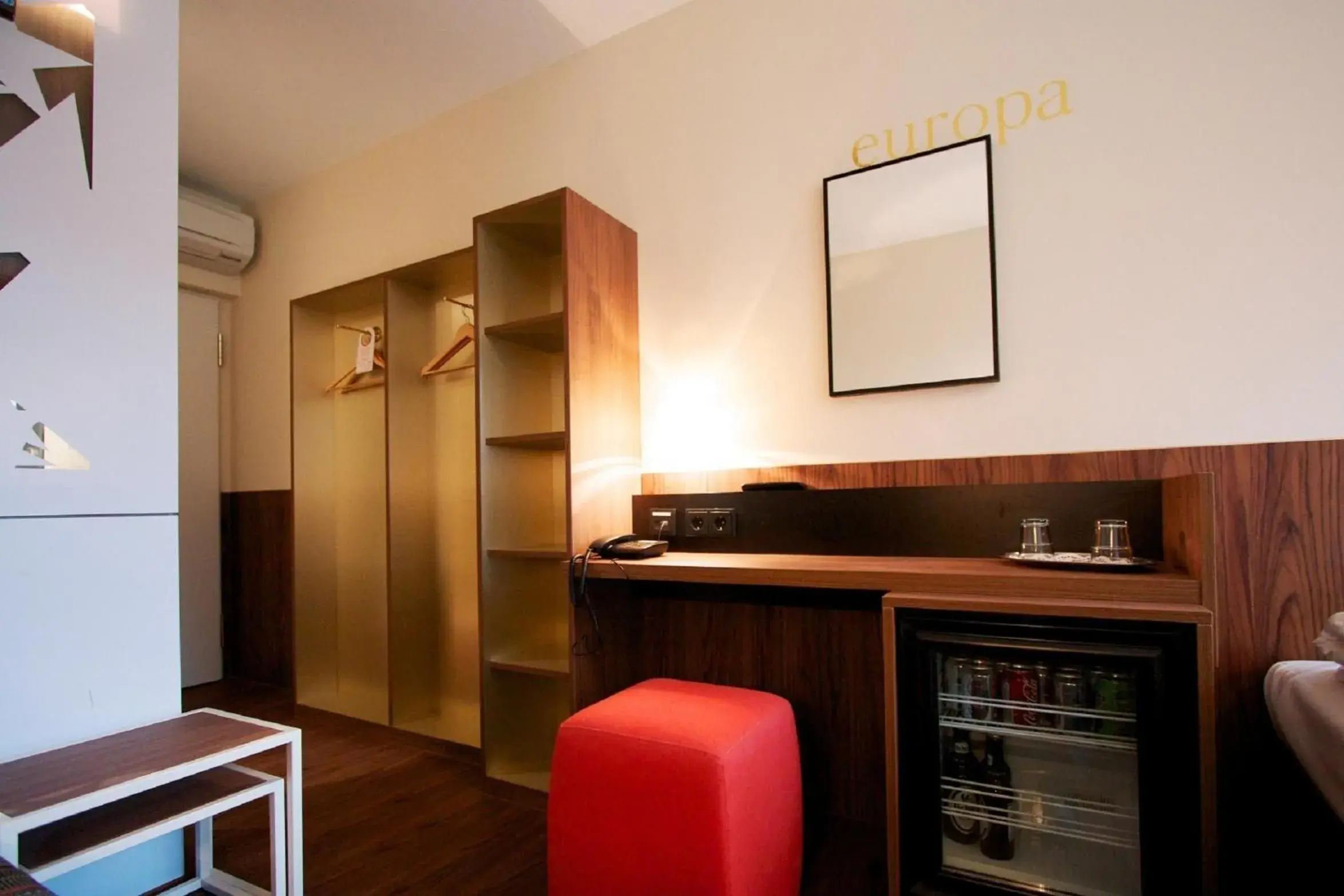 Photo of the whole room, Kitchen/Kitchenette in Hotel Europa Life