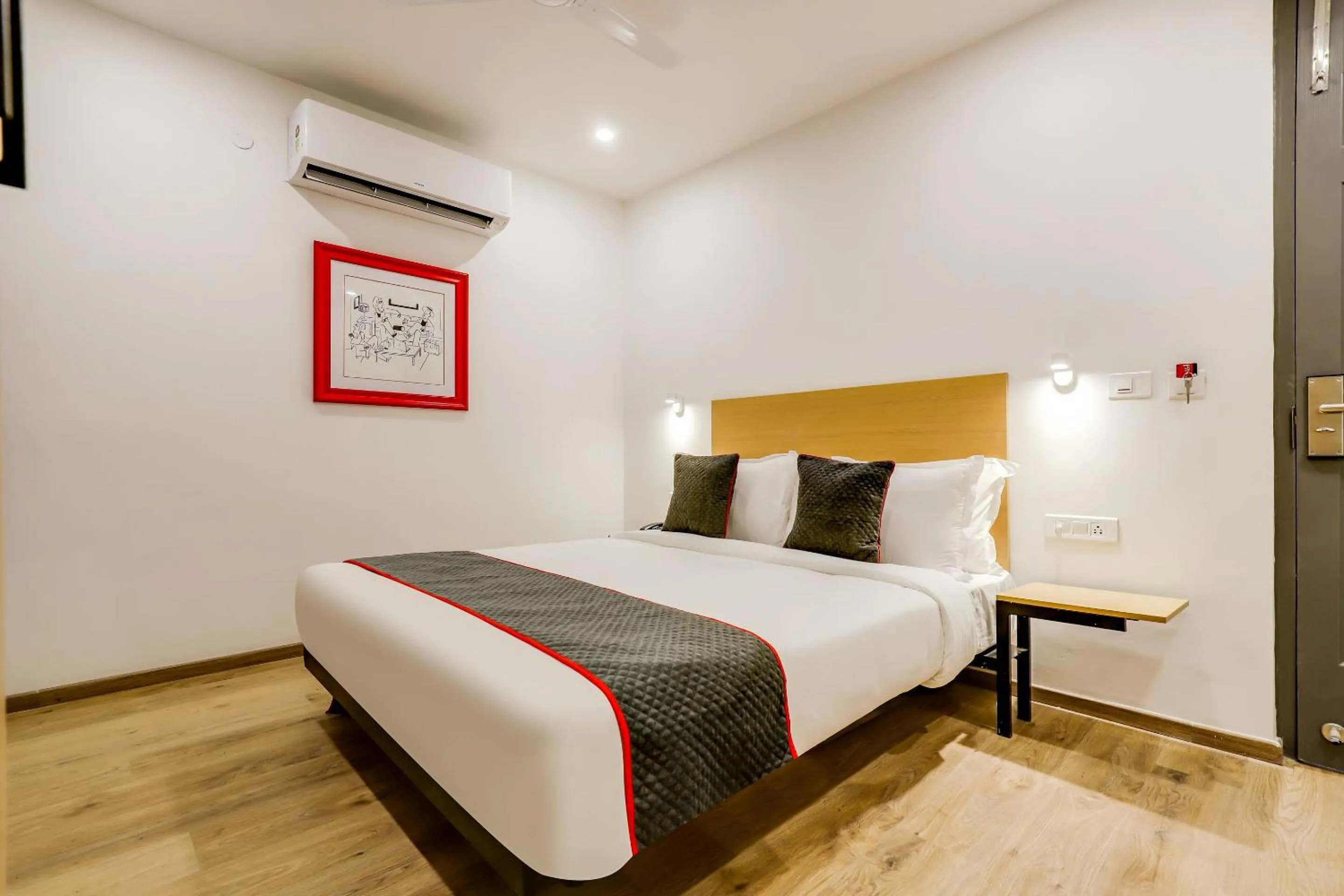 Bedroom, Bed in Townhouse Siddharth Vihar Ghaziabad