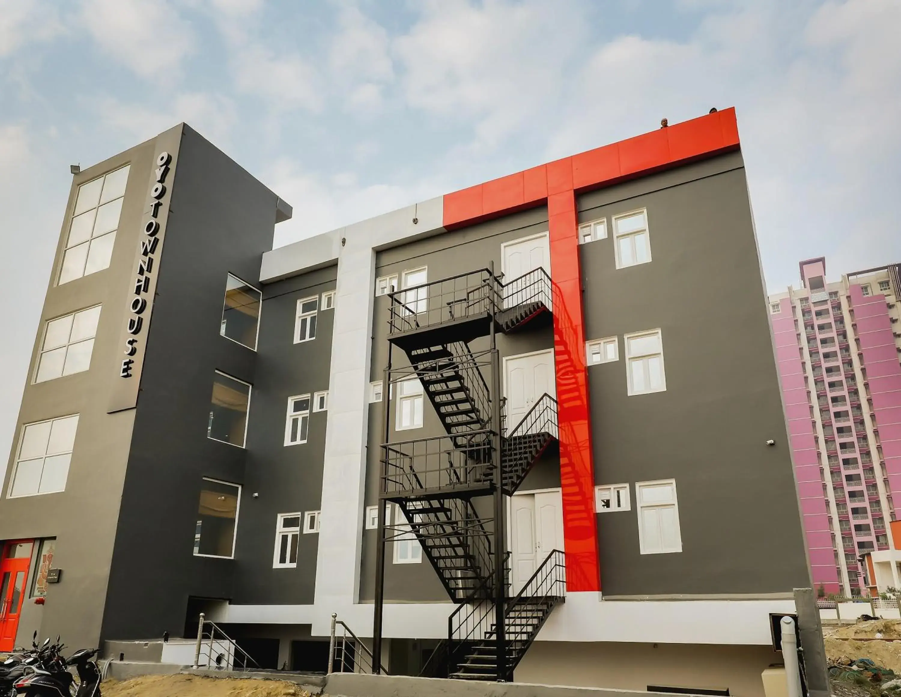 Facade/entrance in Townhouse Siddharth Vihar Ghaziabad Facade/entrance in Townhouse Siddharth Vihar Ghaziabad