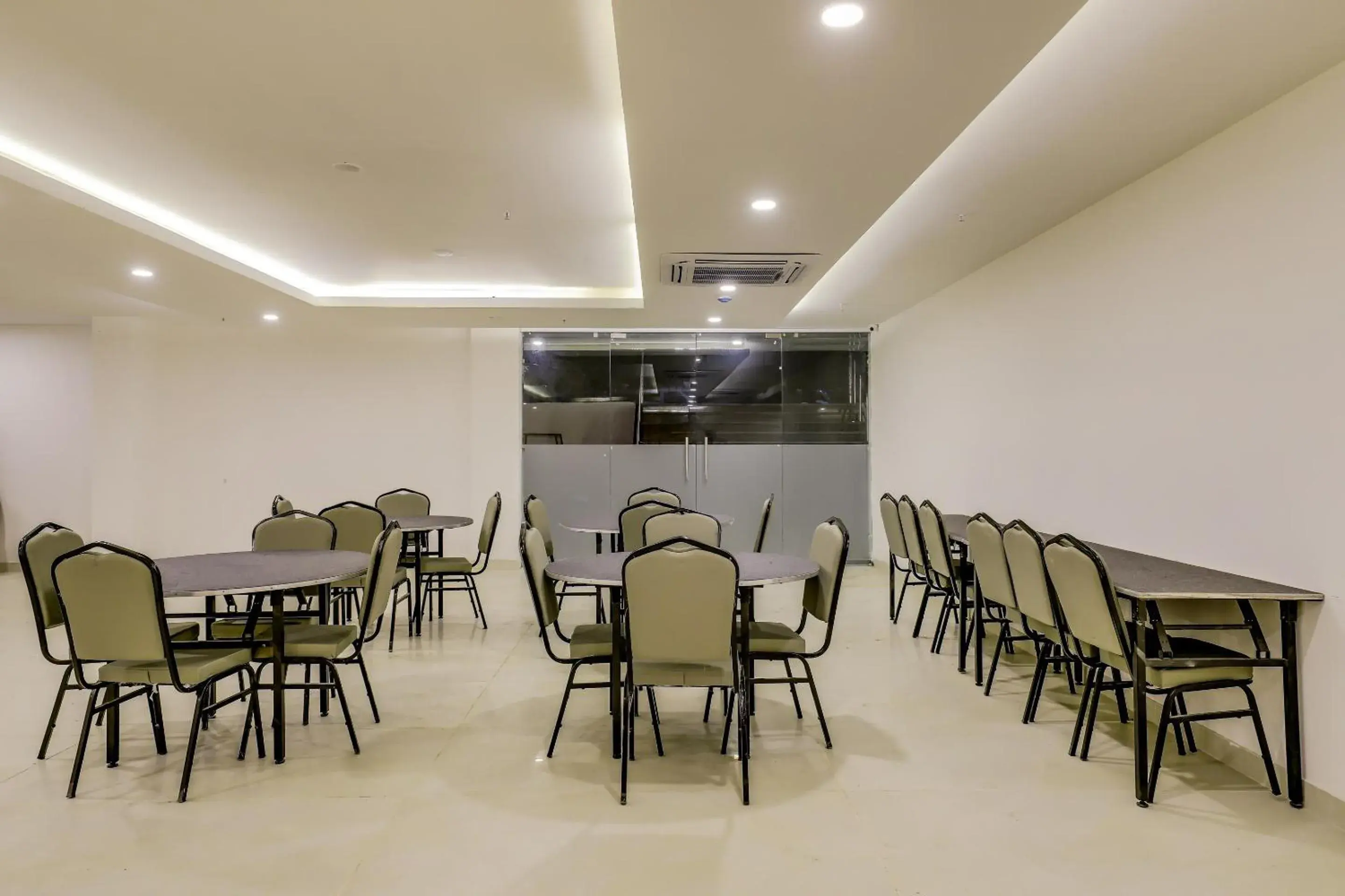 Restaurant/places to eat in Townhouse Siddharth Vihar Ghaziabad Restaurant/places to eat in Townhouse Siddharth Vihar Ghaziabad
