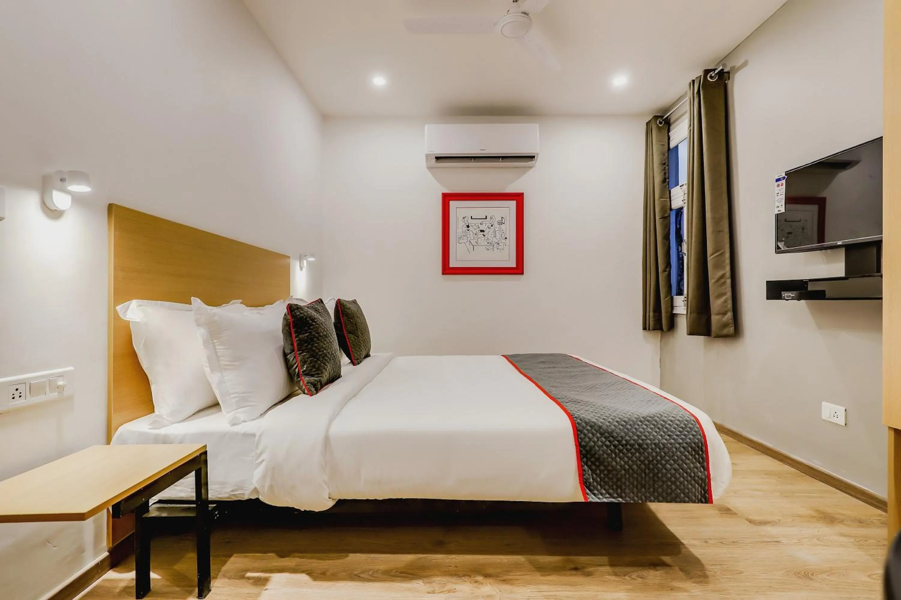 Bedroom, Bed in Townhouse Siddharth Vihar Ghaziabad