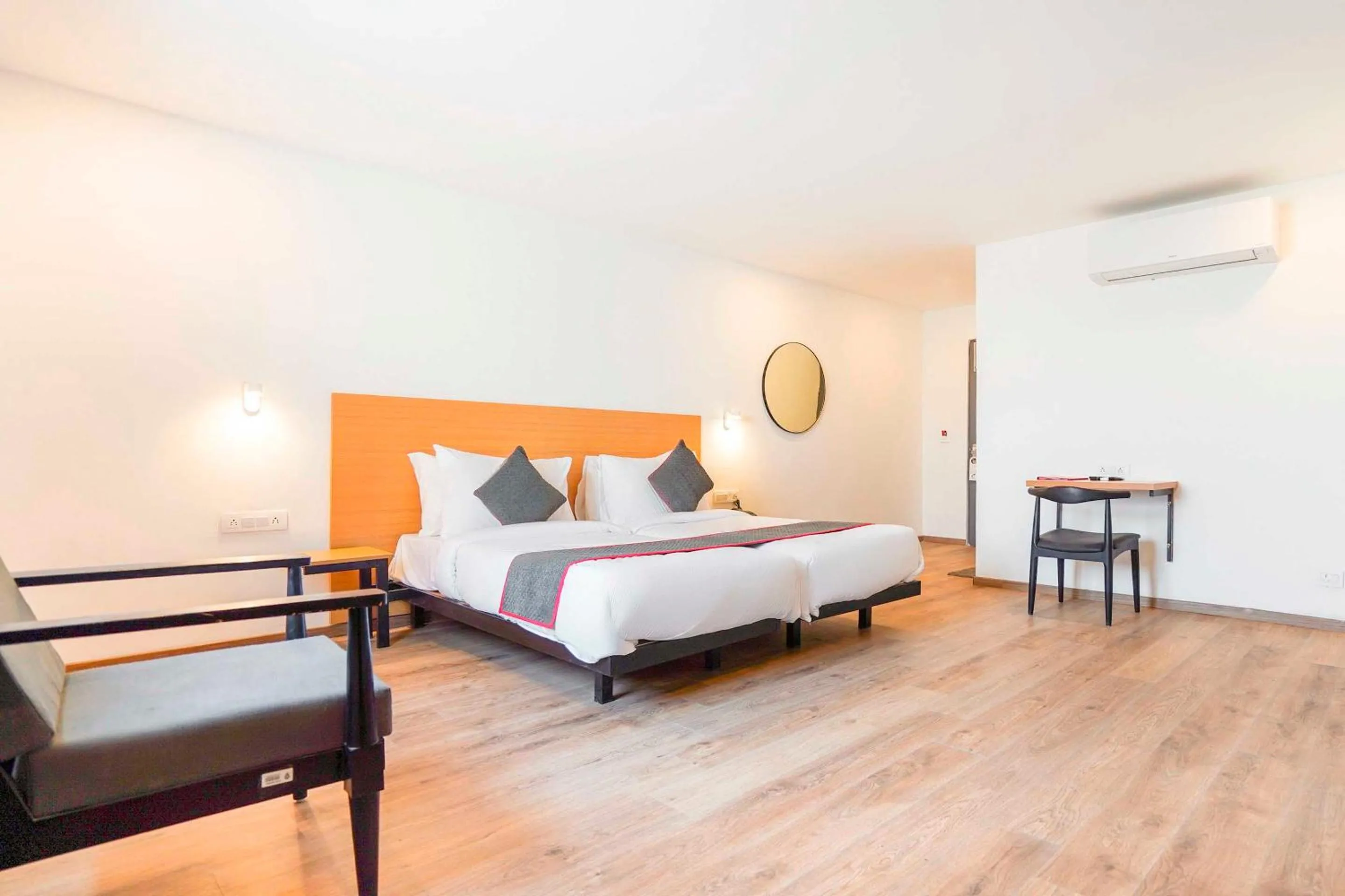 Bedroom, Bed in FabHotel F9 Sector 121