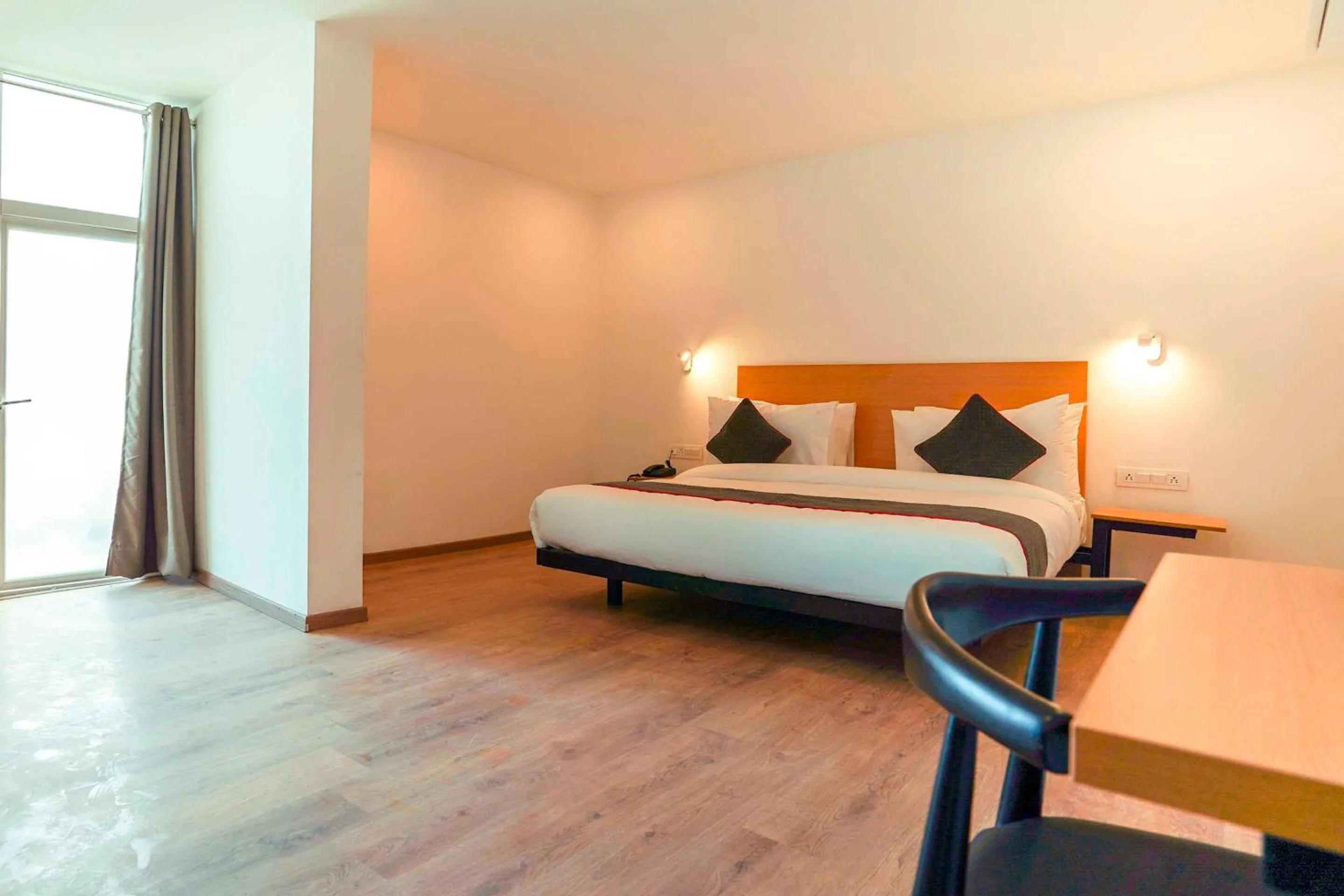 FabHotel F9 Sector 121