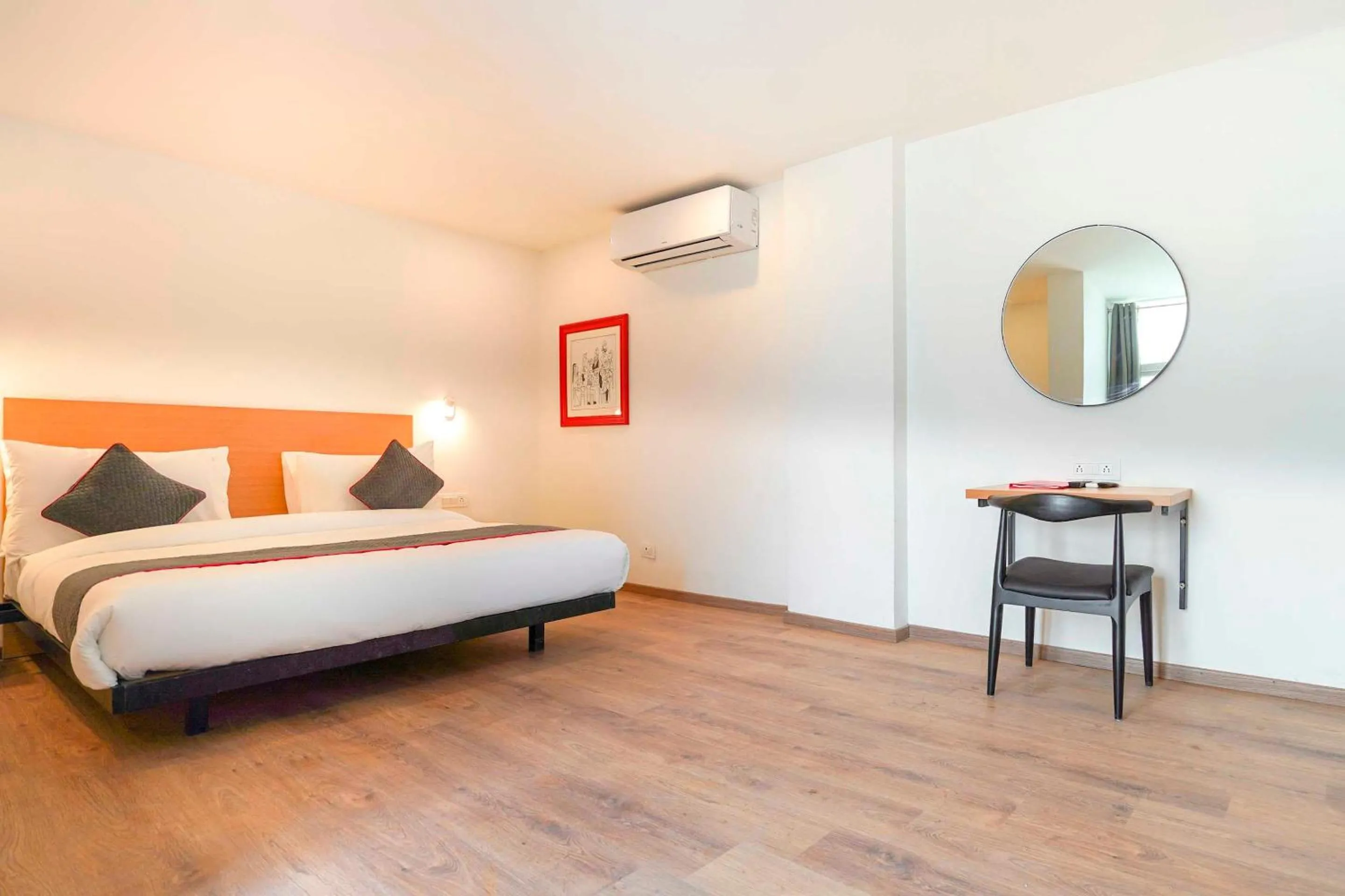Bedroom, Bed in FabHotel F9 Sector 121