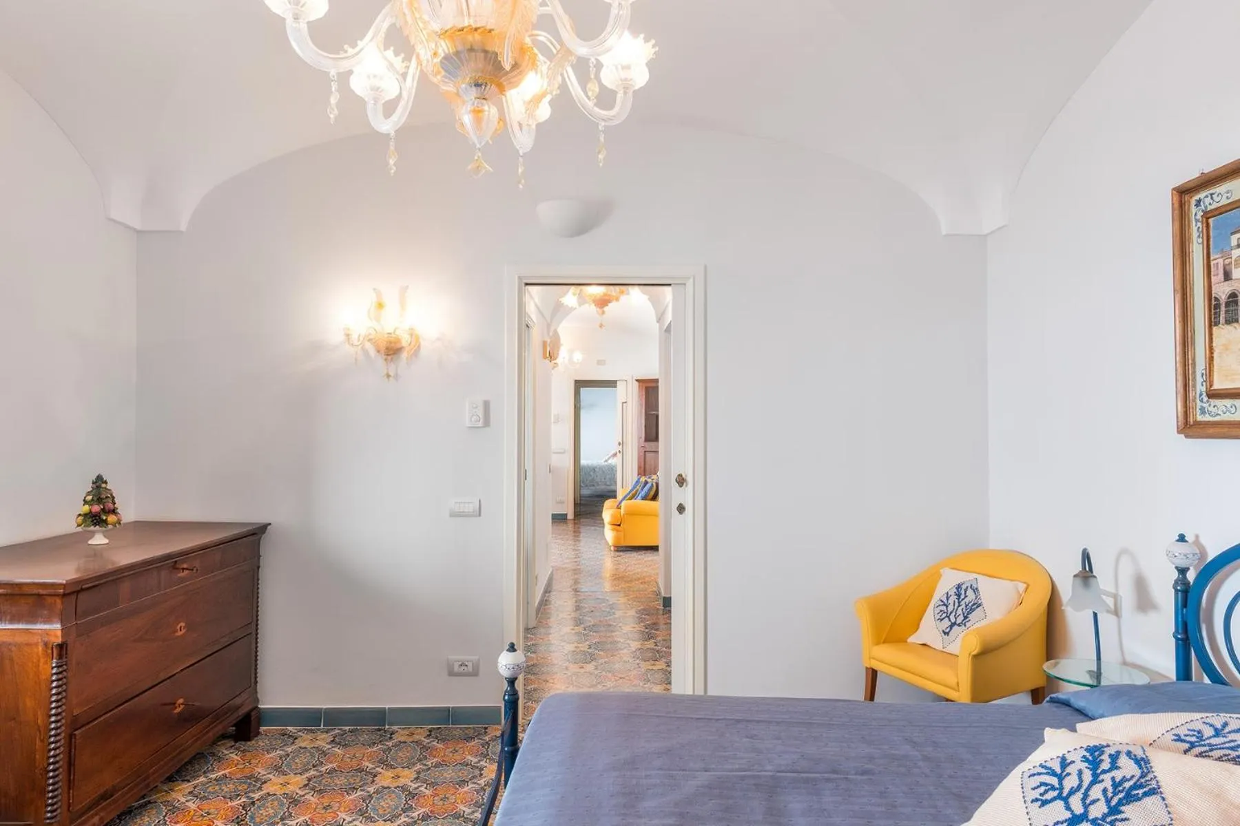 Bed in Villa Le Baste