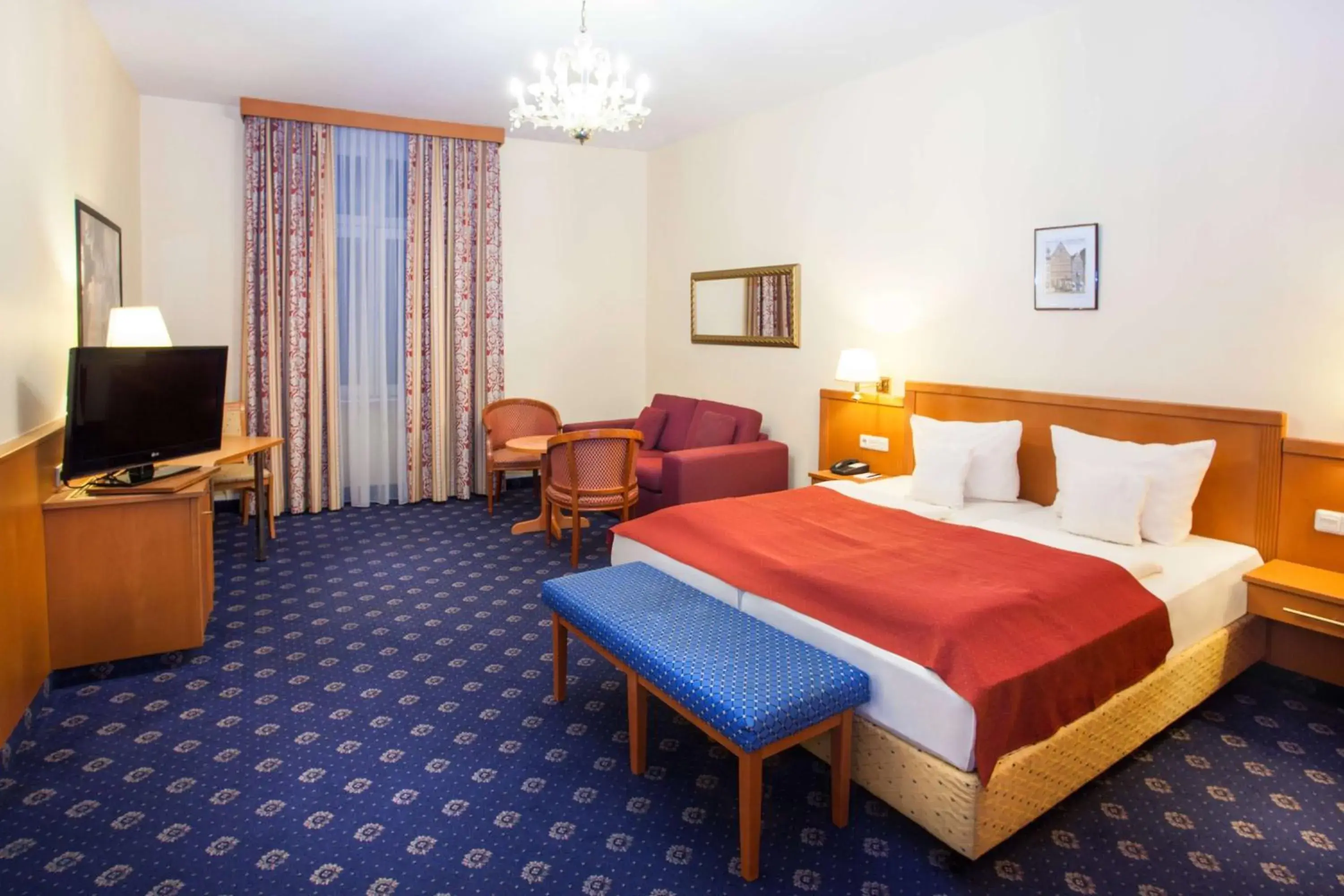 Photo of the whole room, Bed in Centro Hotel National Frankfurt City, Trademark Collection by Wyndham Photo of the whole room, Bed in Centro Hotel National Frankfurt City, Trademark Collection by Wyndham