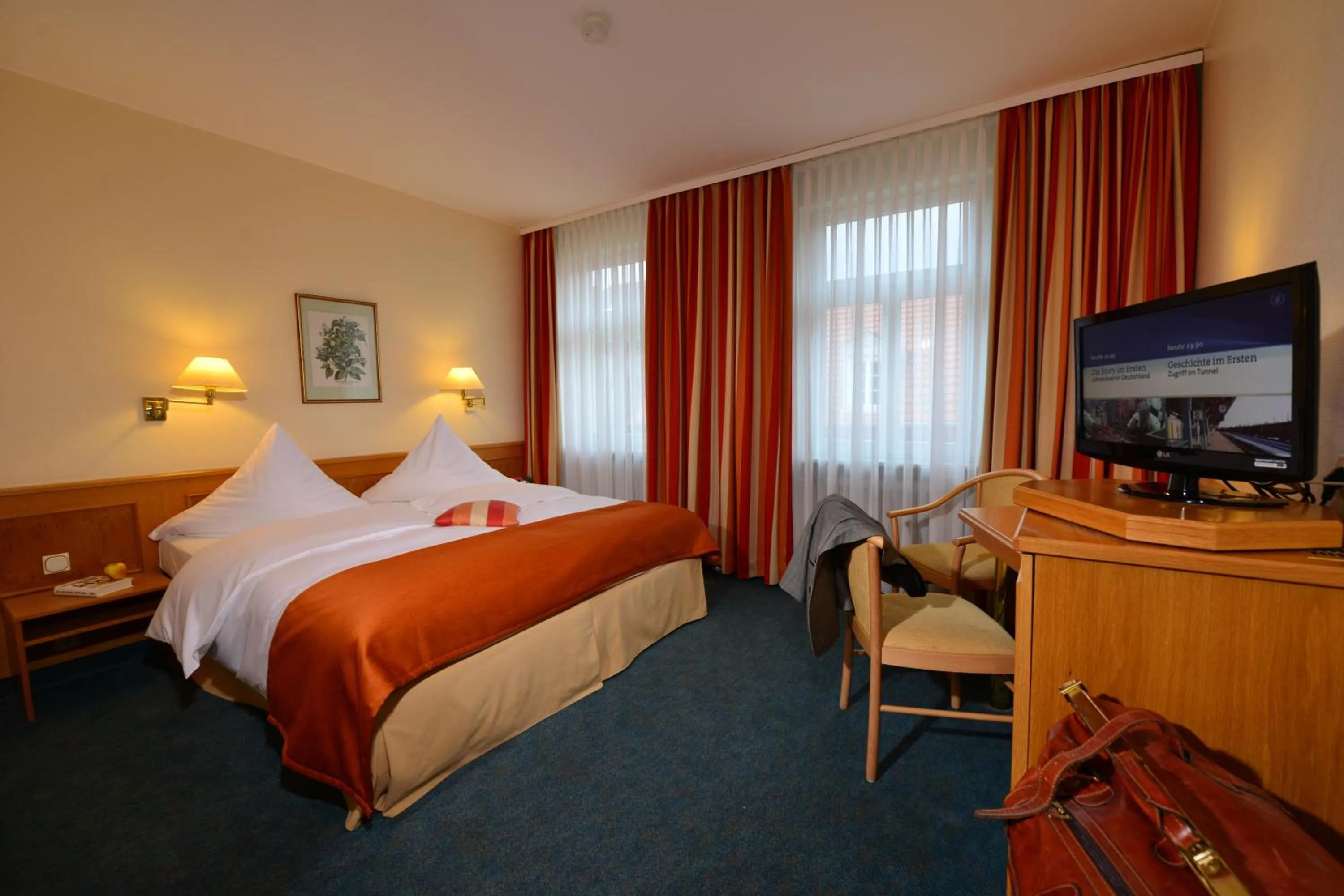 Photo of the whole room, Bed in City Partner Hotel Holländer Hof