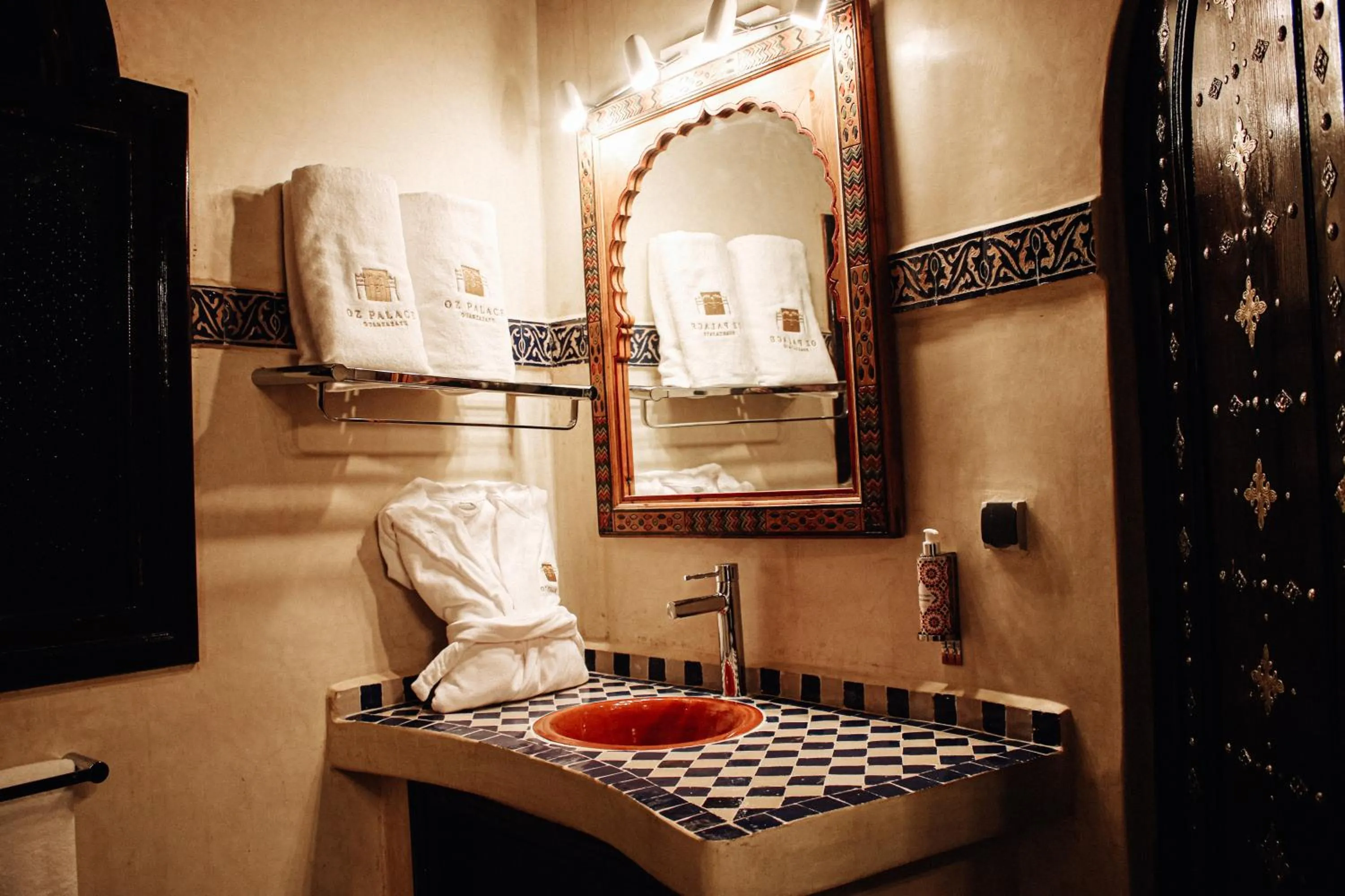 Bathroom in OZ Palace Ouarzazate & SPA