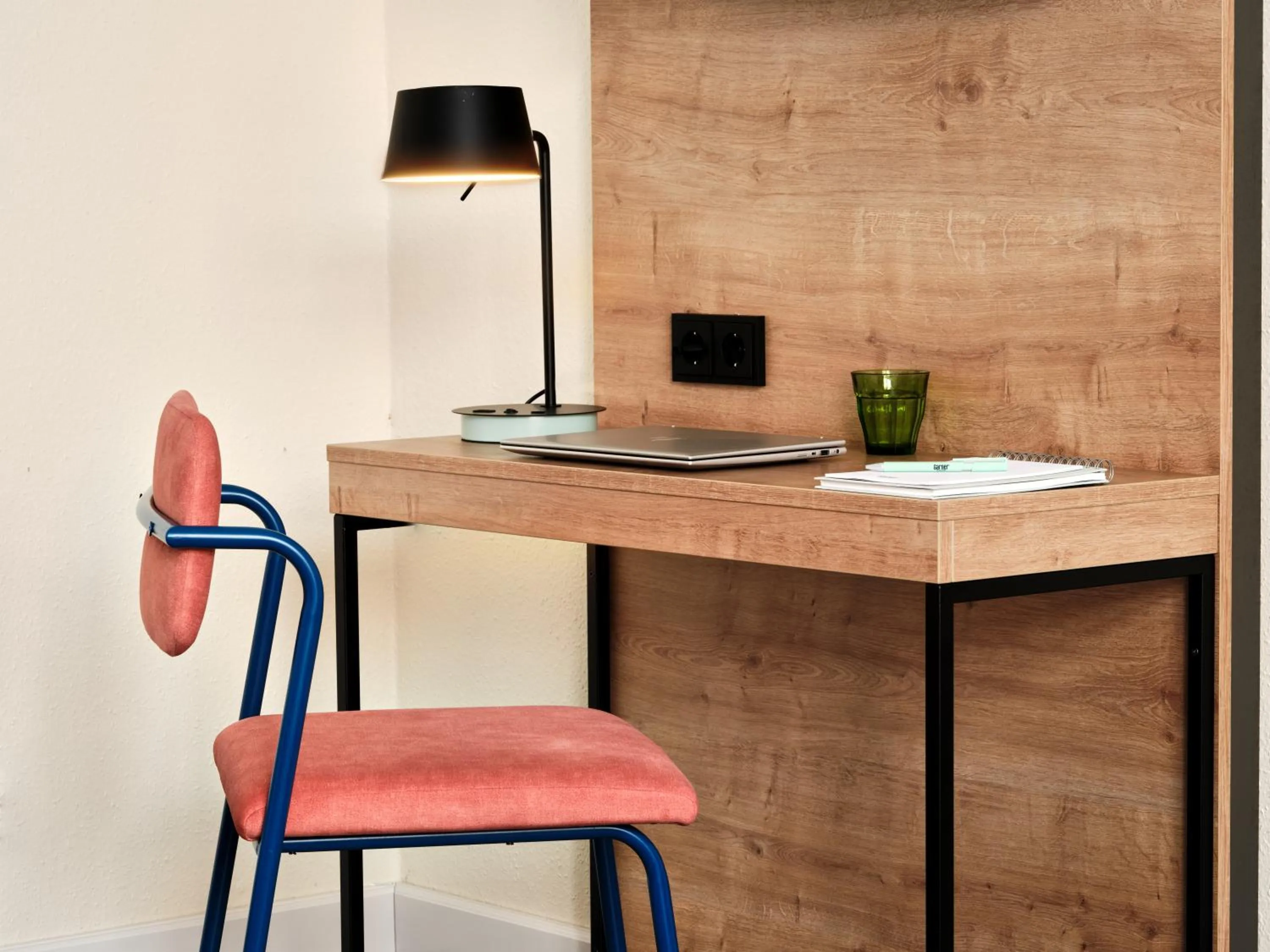 Photo of the whole room in Hotel Continental Frankfurt