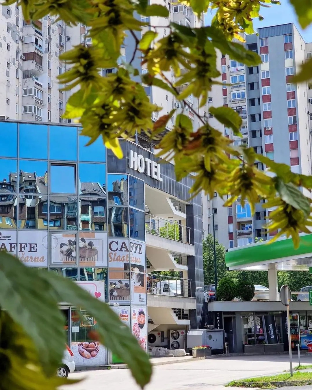 Property building in Hotel Brkić Sarajevo Airport - Free Parking