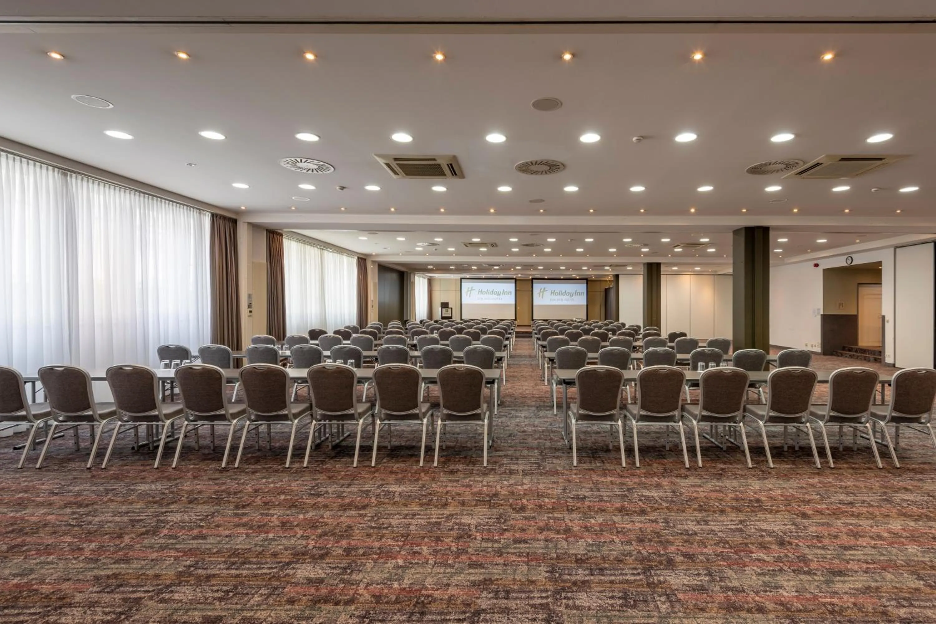 Meeting/conference room in Holiday Inn Munich Unterhaching by IHG
