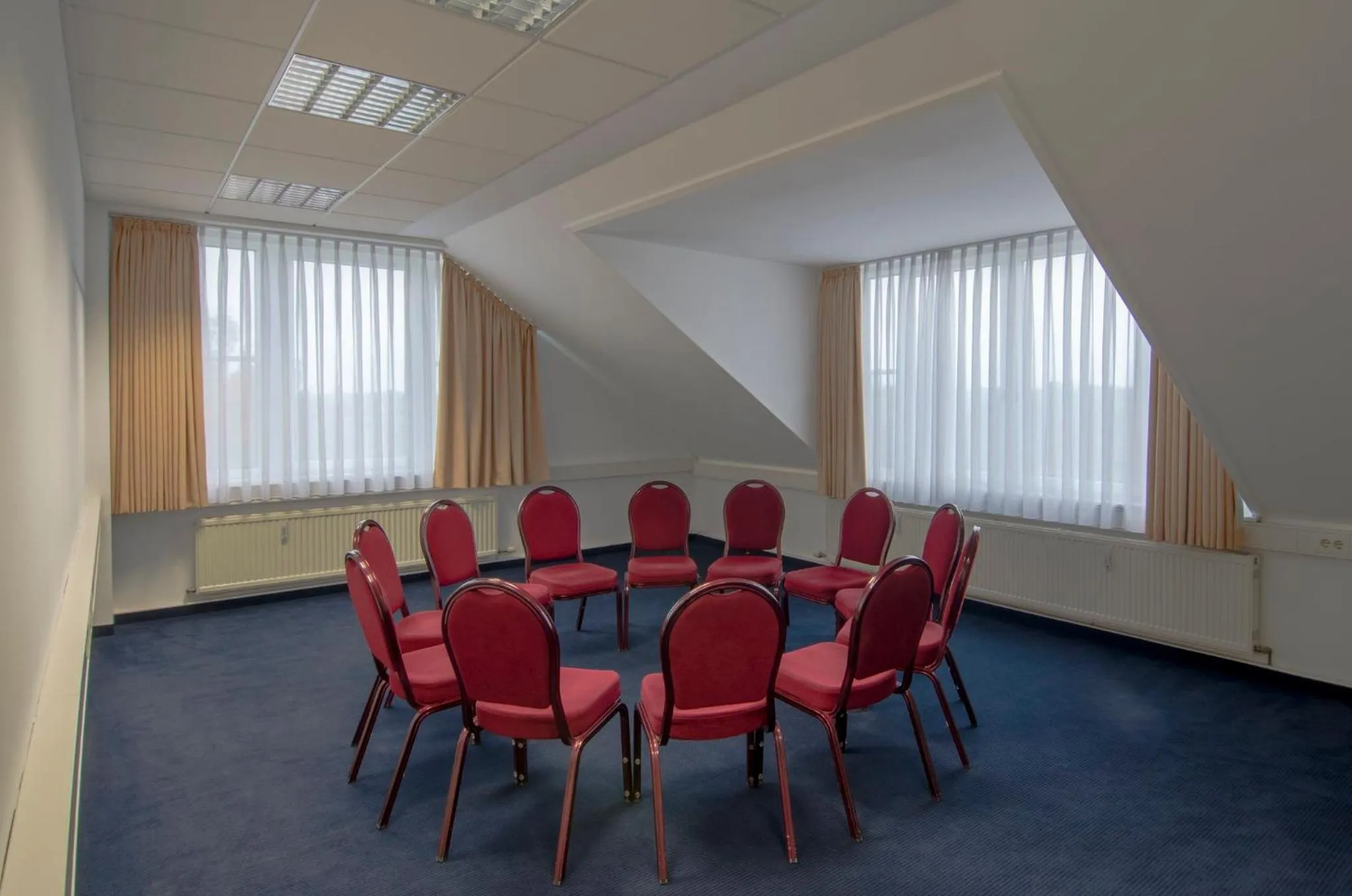 Meeting/conference room in Holiday Inn Munich Unterhaching by IHG