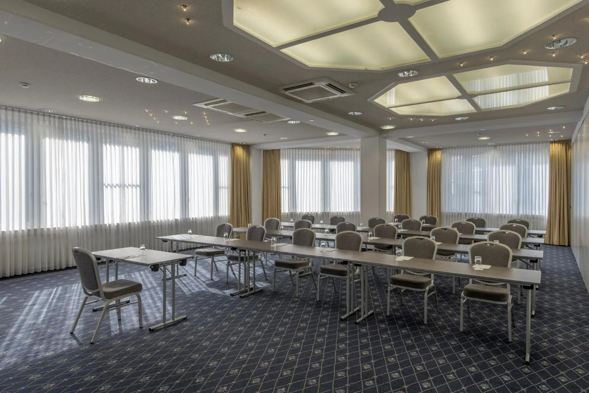 Meeting/conference room in Holiday Inn Munich Unterhaching by IHG