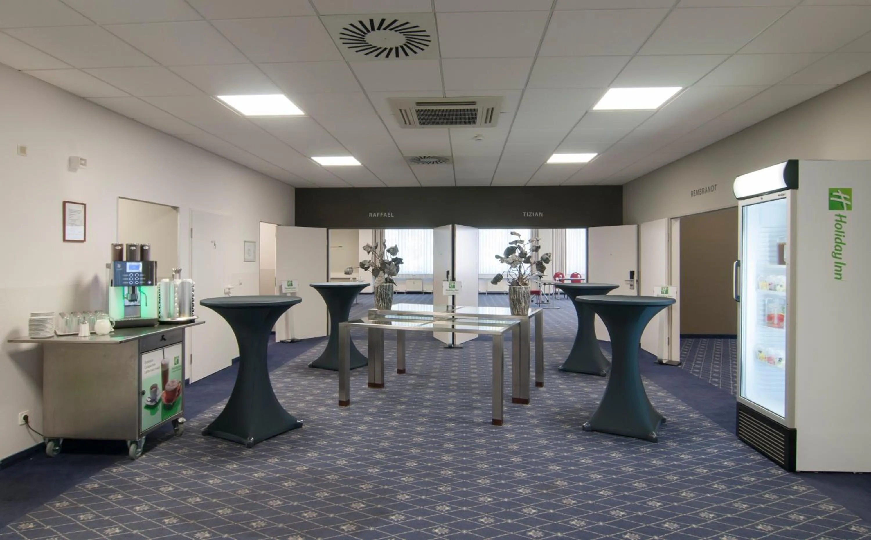 Lobby or reception in Holiday Inn Munich Unterhaching by IHG