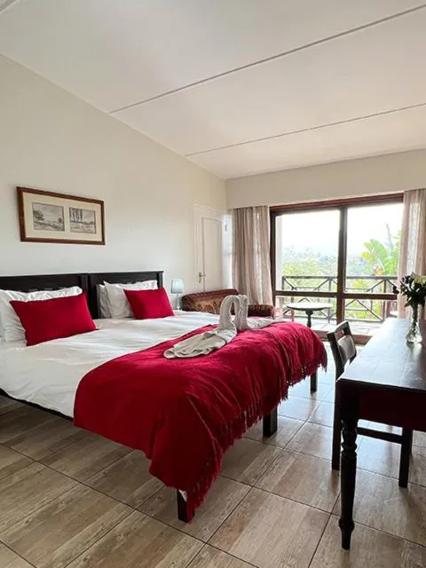 Bed in Far Hills Country Hotel