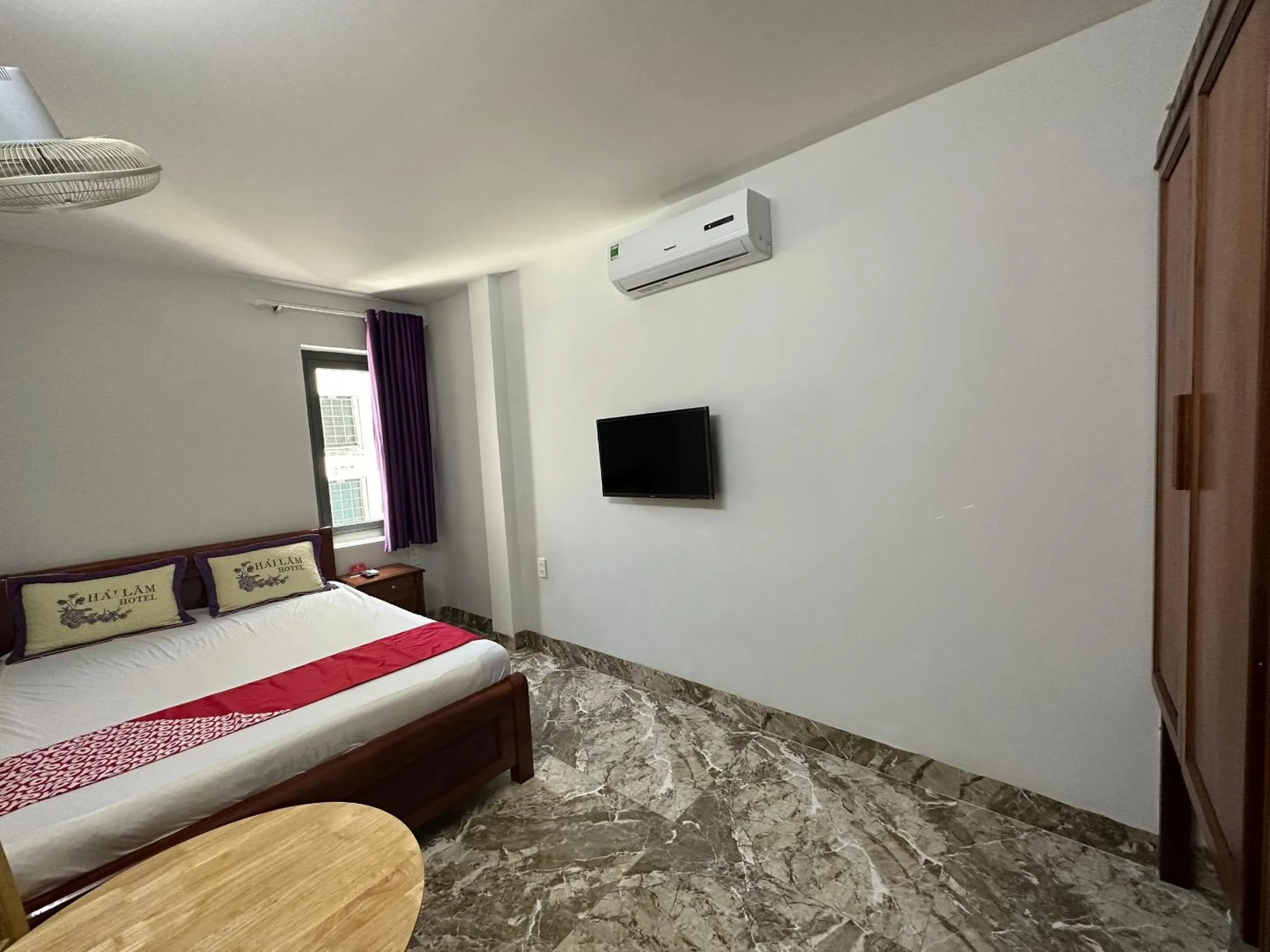 Bedroom in Hai Lam Hotel