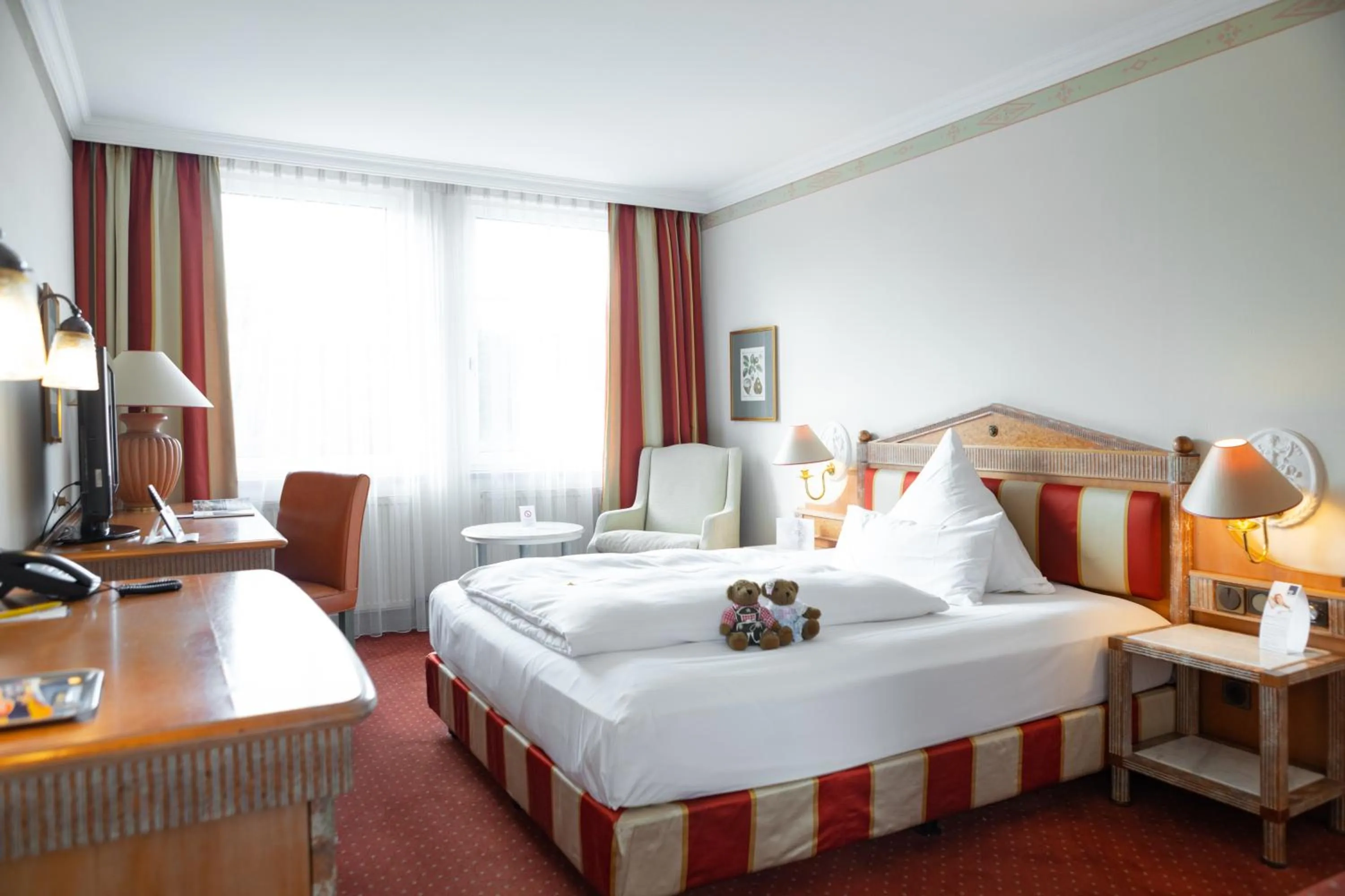 Bedroom, Bed in Olymp Munich