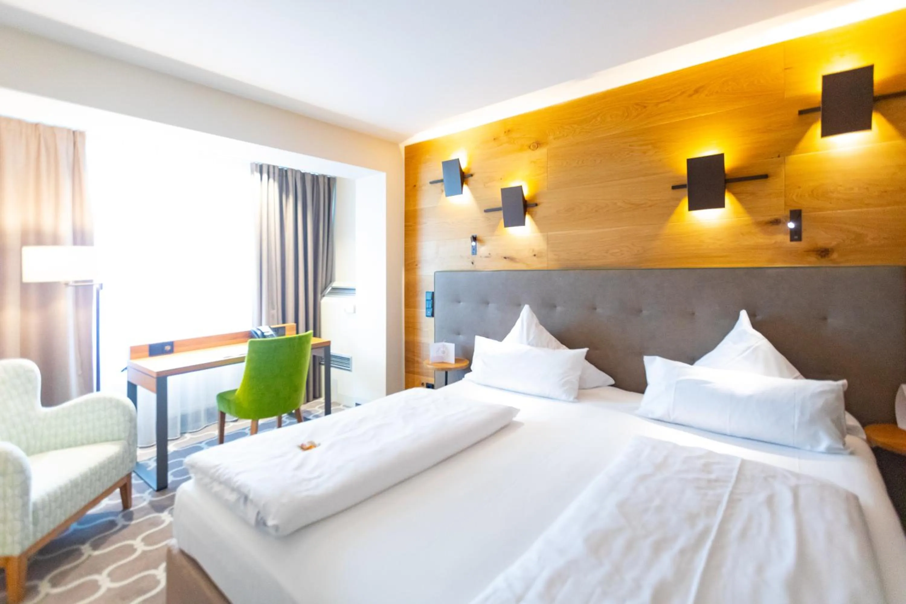 Coffee/tea facilities, Bed in Olymp Munich