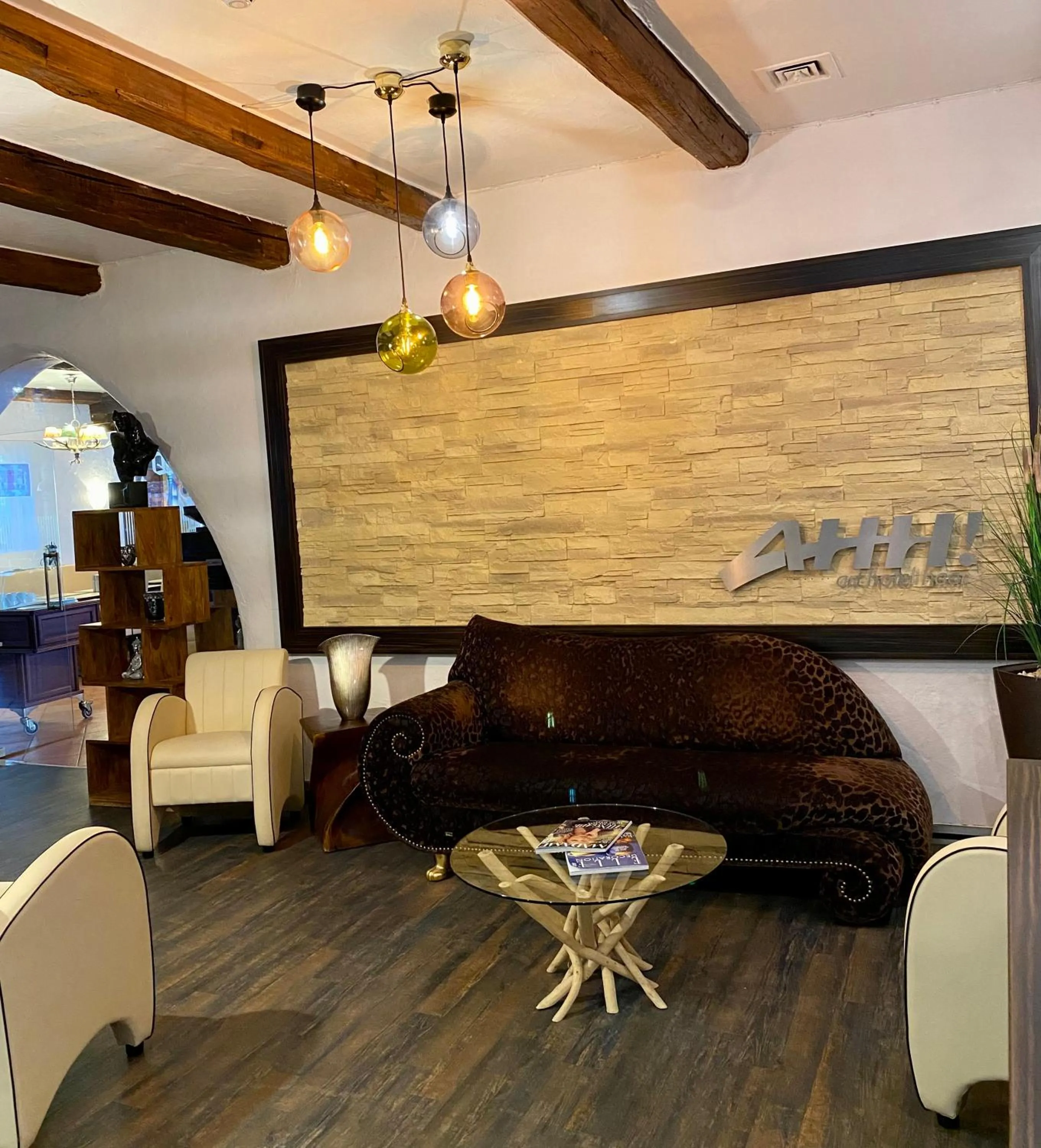 Lobby or reception in ARTHOTEL Haar