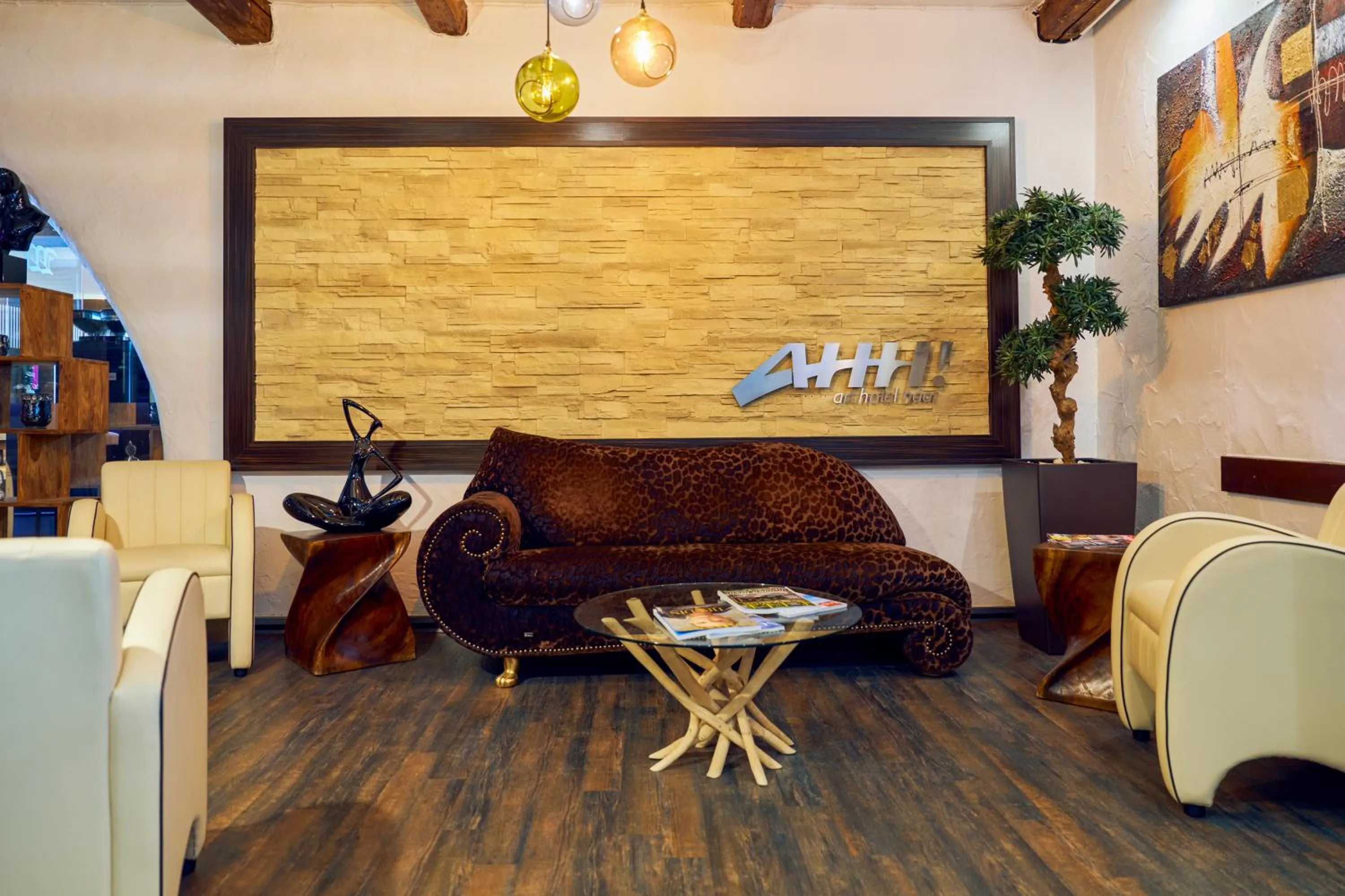 Lobby or reception in ARTHOTEL Haar