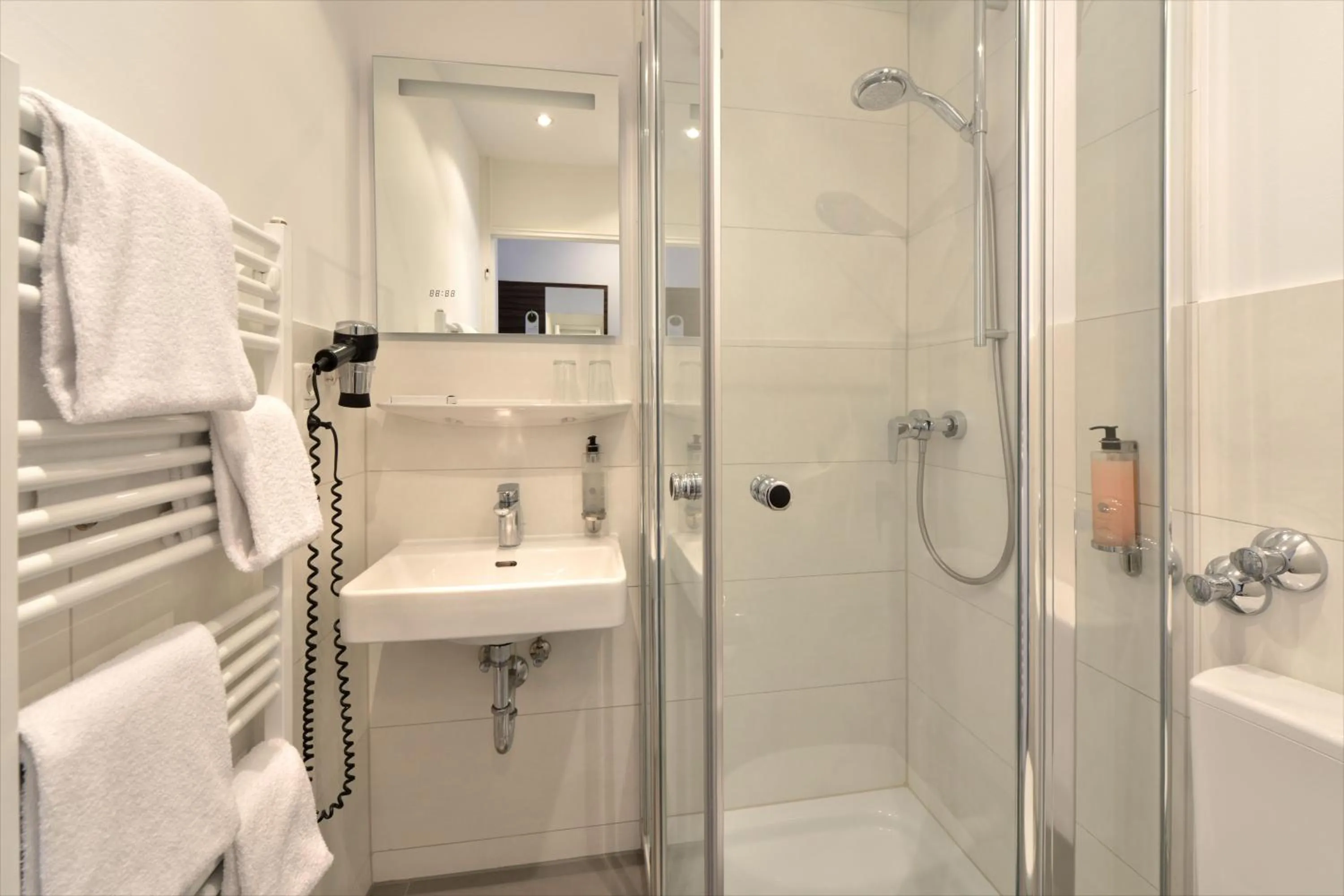 Bathroom in ARTHOTEL Haar