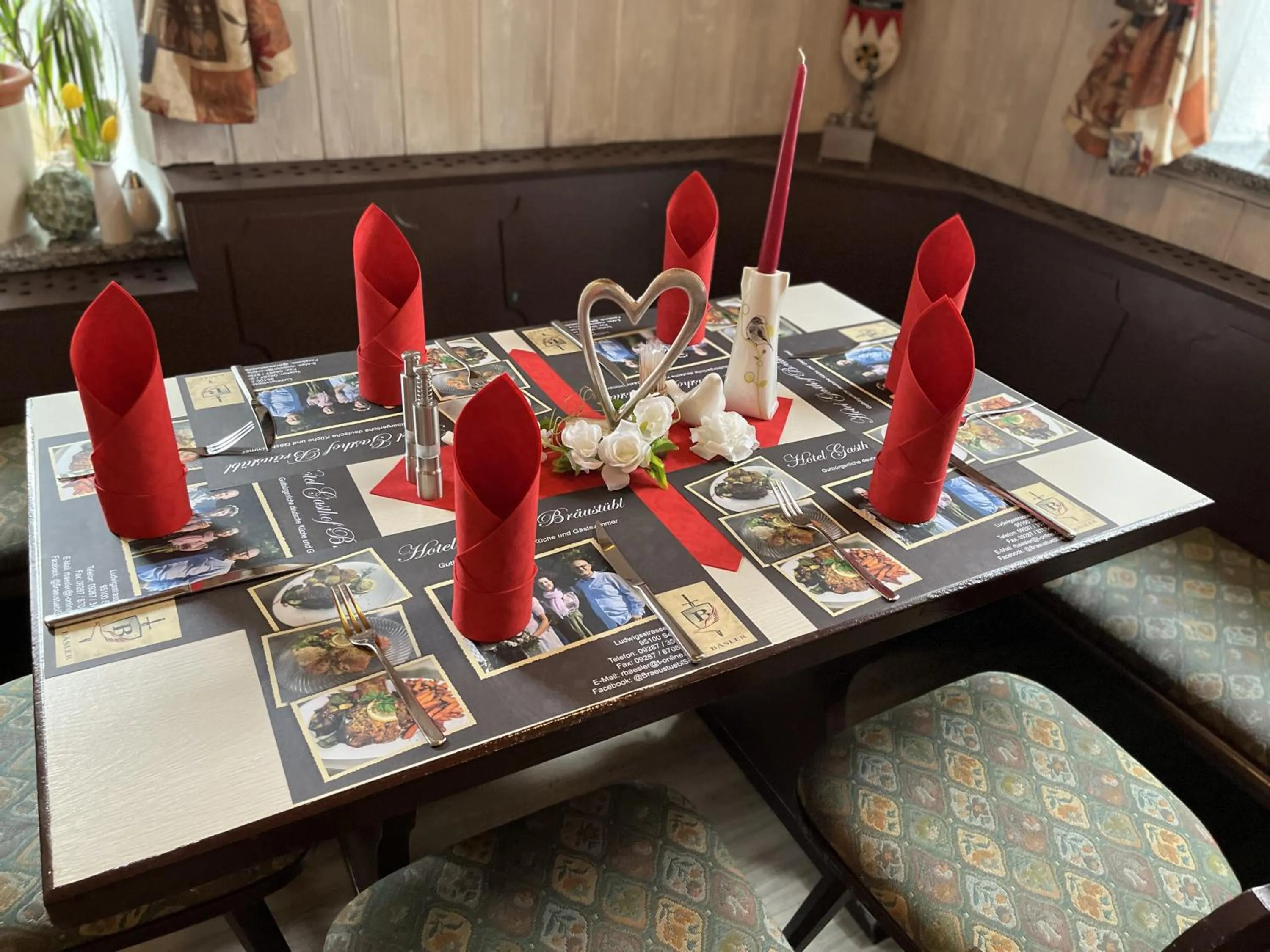 Restaurant/places to eat in Gasthof Hotel Bräustübl