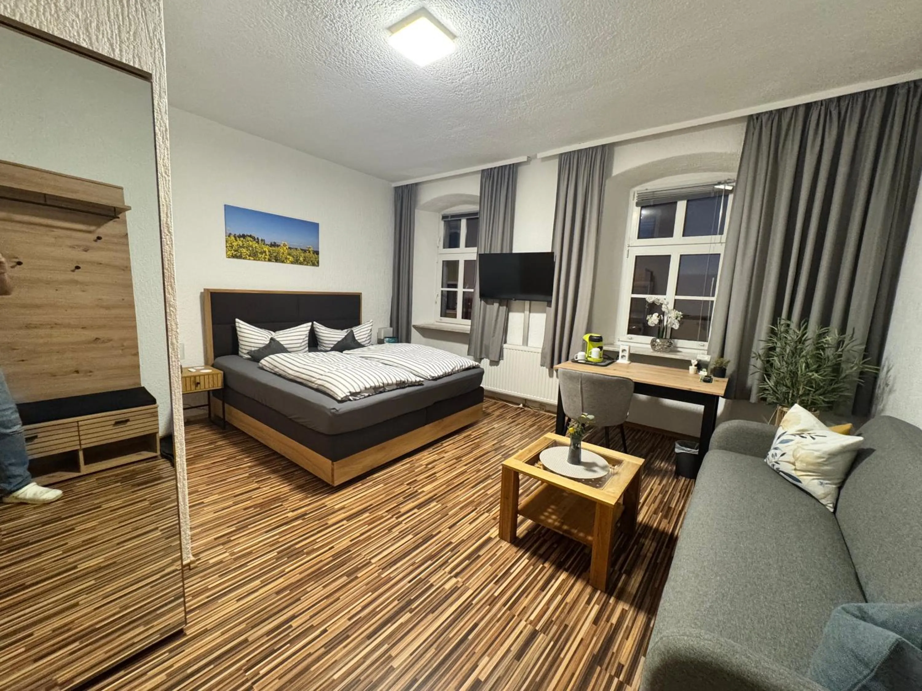 Photo of the whole room, Bed in Gasthof Hotel Bräustübl