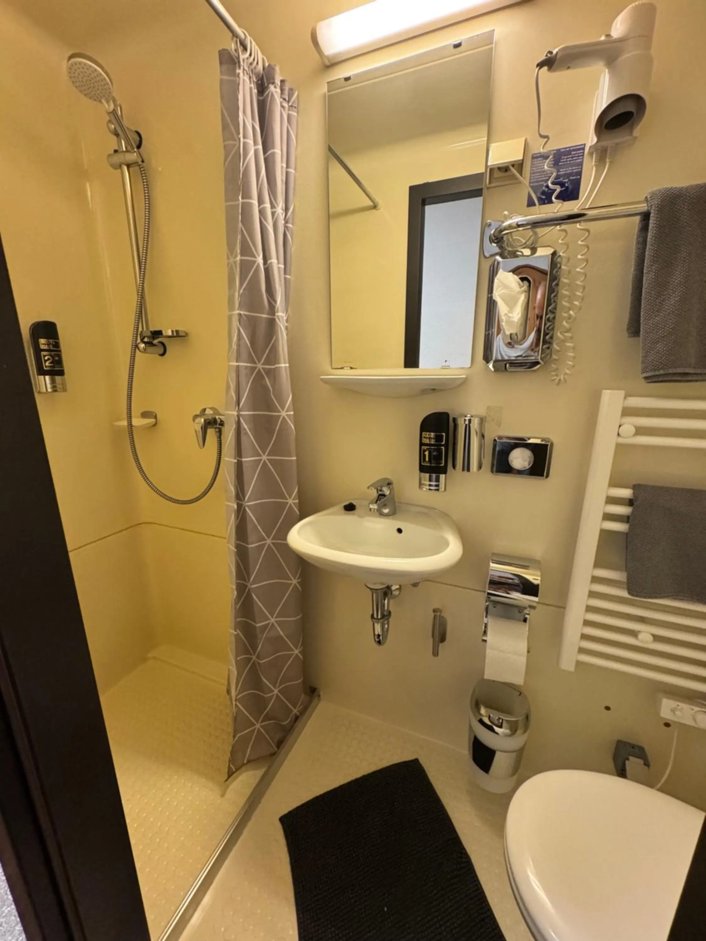 Bathroom in Gasthof Hotel Bräustübl