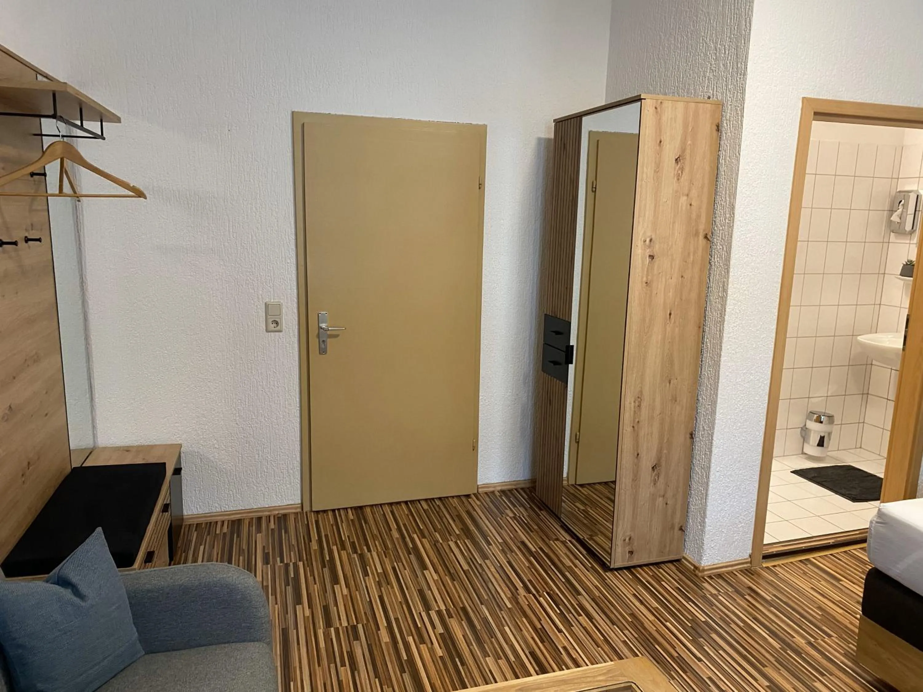 Bedroom, Bed in Gasthof Hotel Bräustübl