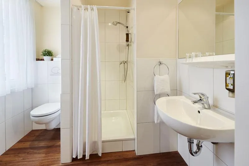 Bathroom in Hotel Imperial Düsseldorf Superior - Sure Collection by Best Western