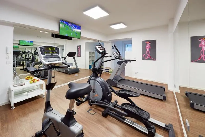 Fitness centre/facilities in Hotel Imperial Düsseldorf Superior - Sure Collection by Best Western