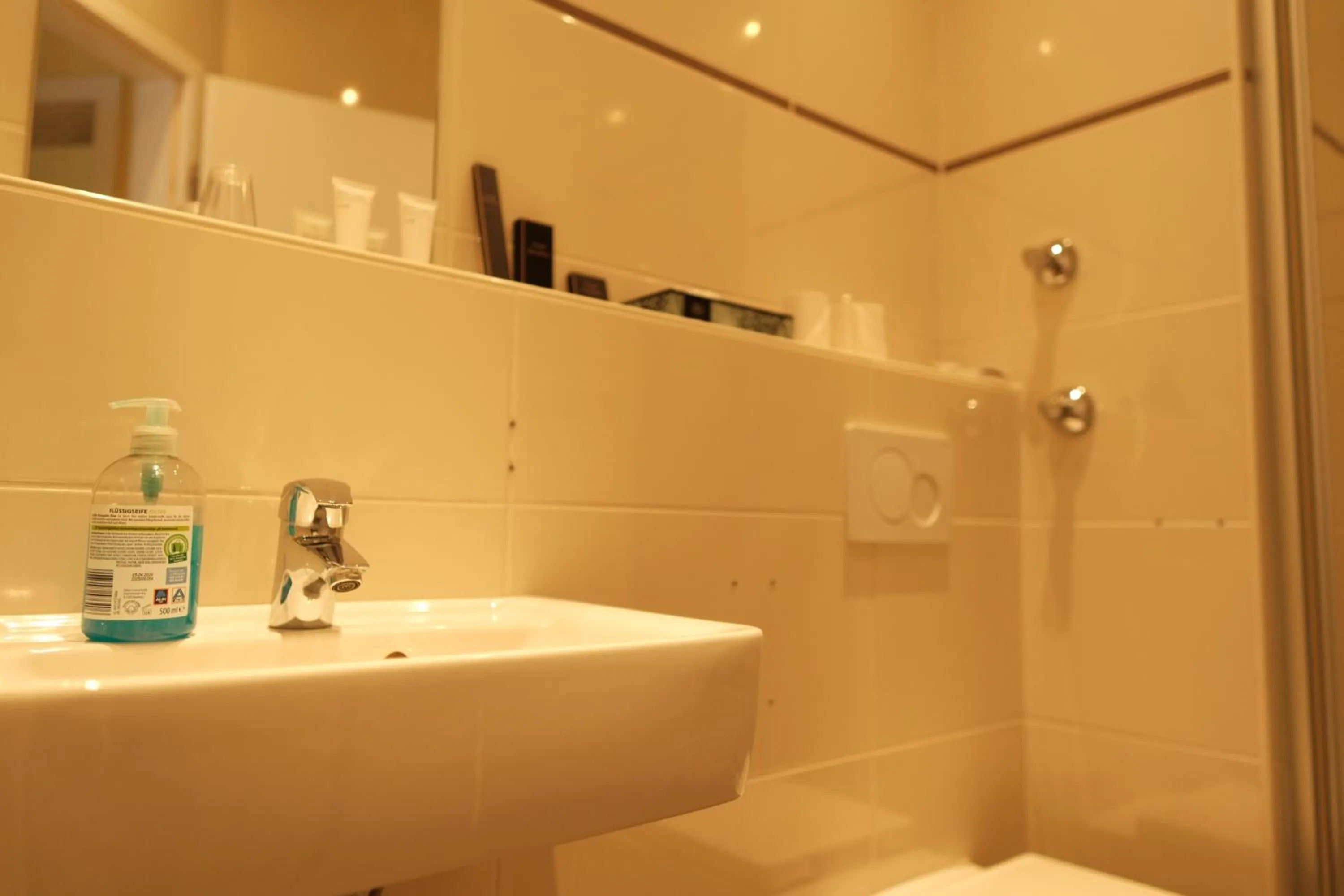 Bathroom in Hotel Residenz Duesseldorf