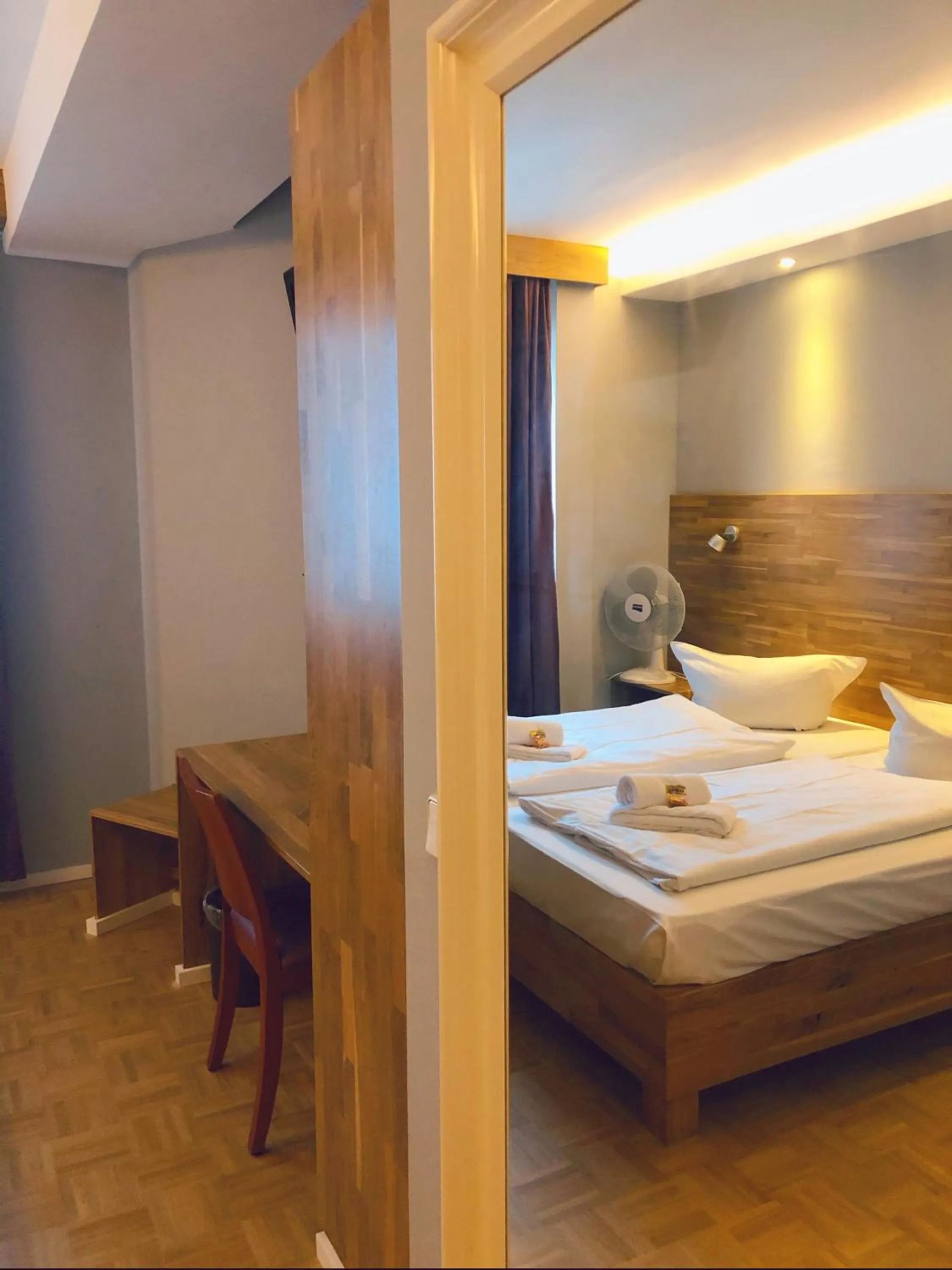 Decorative detail, Bed in Hotel Residenz Duesseldorf