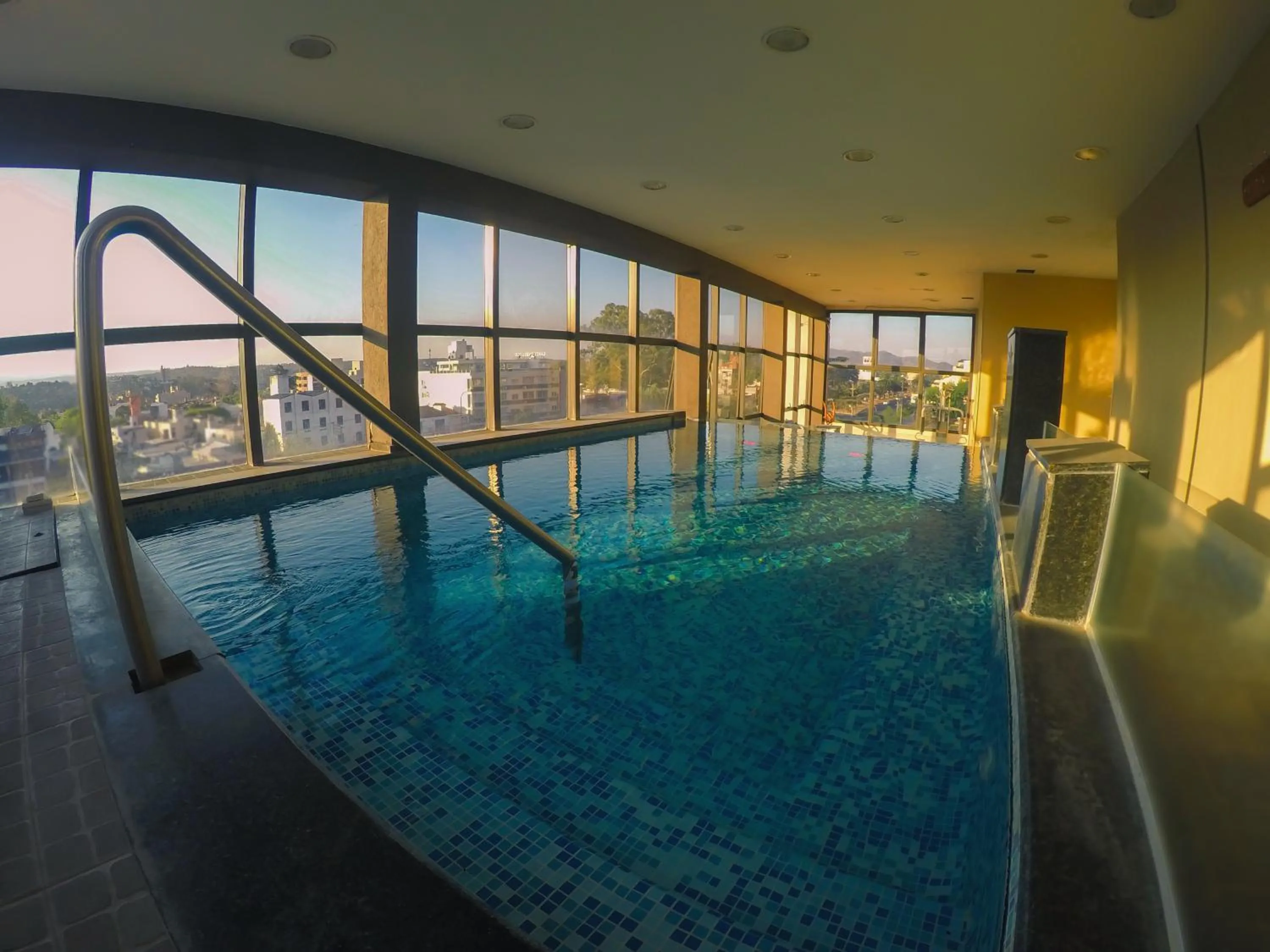 Swimming pool in Hotel Ananque