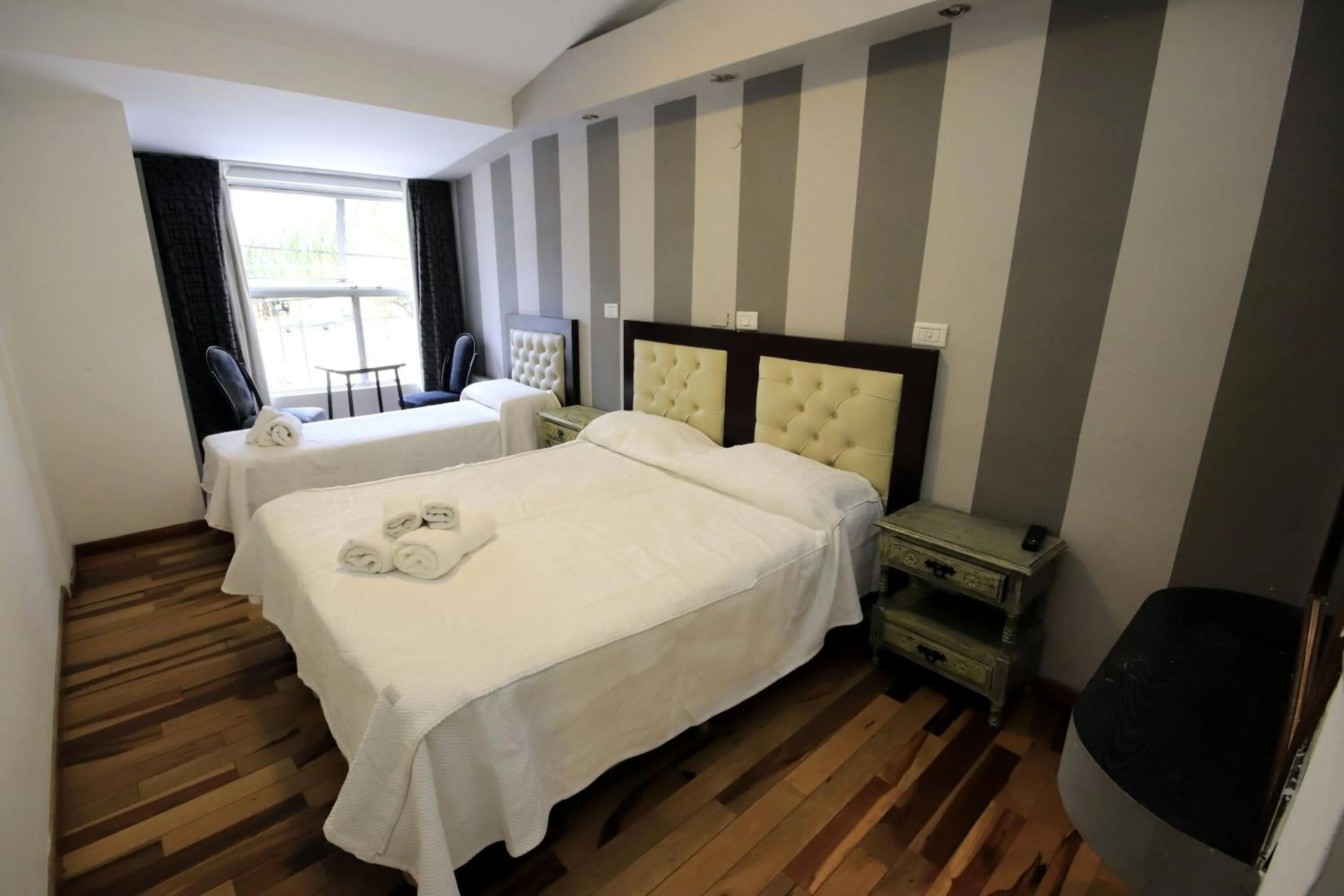 Photo of the whole room, Bed in Hotel Ananque