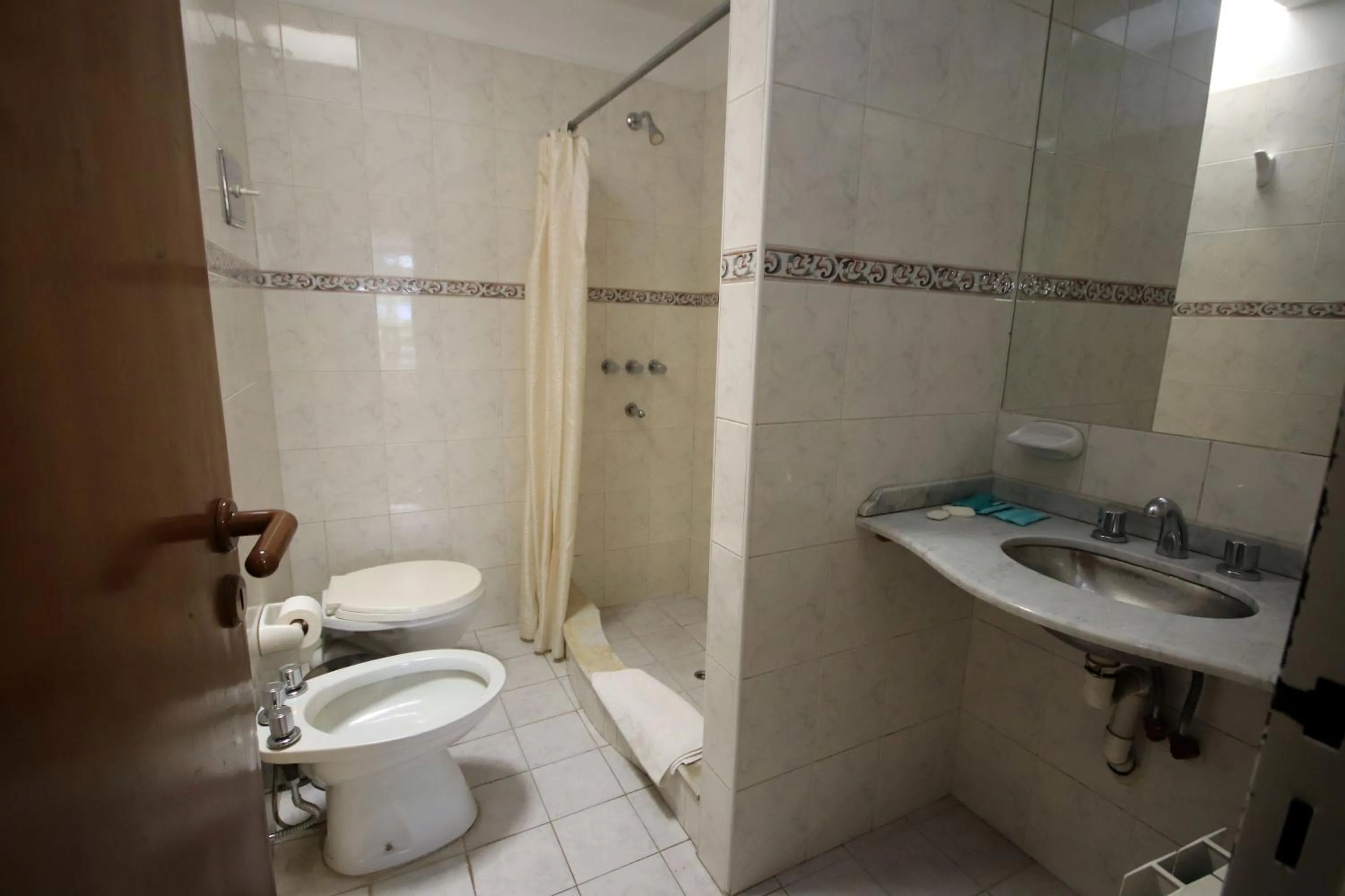Bathroom in Hotel Ananque