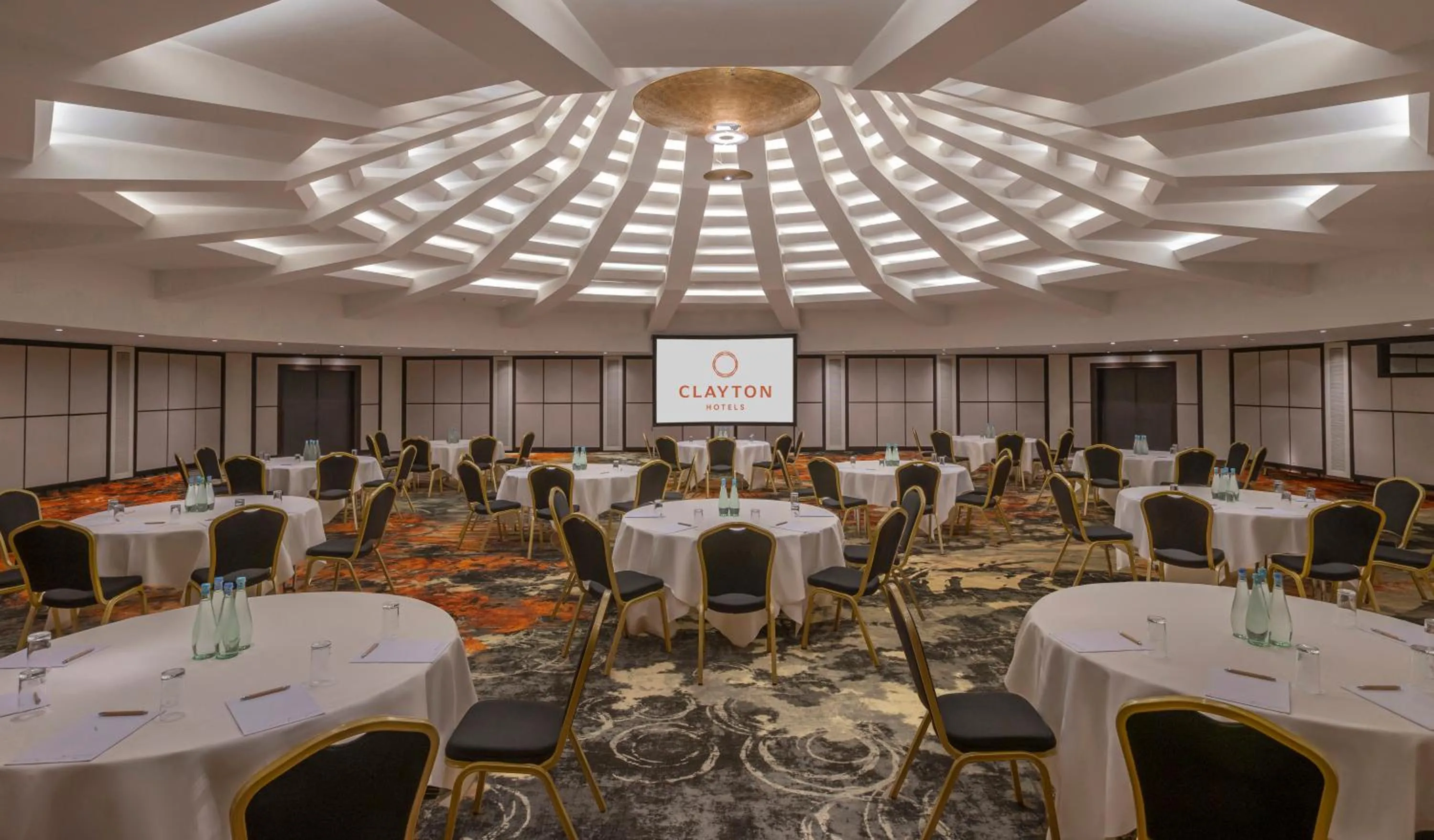 Banquet/Function facilities in Clayton Hotel Düsseldorf City Centre