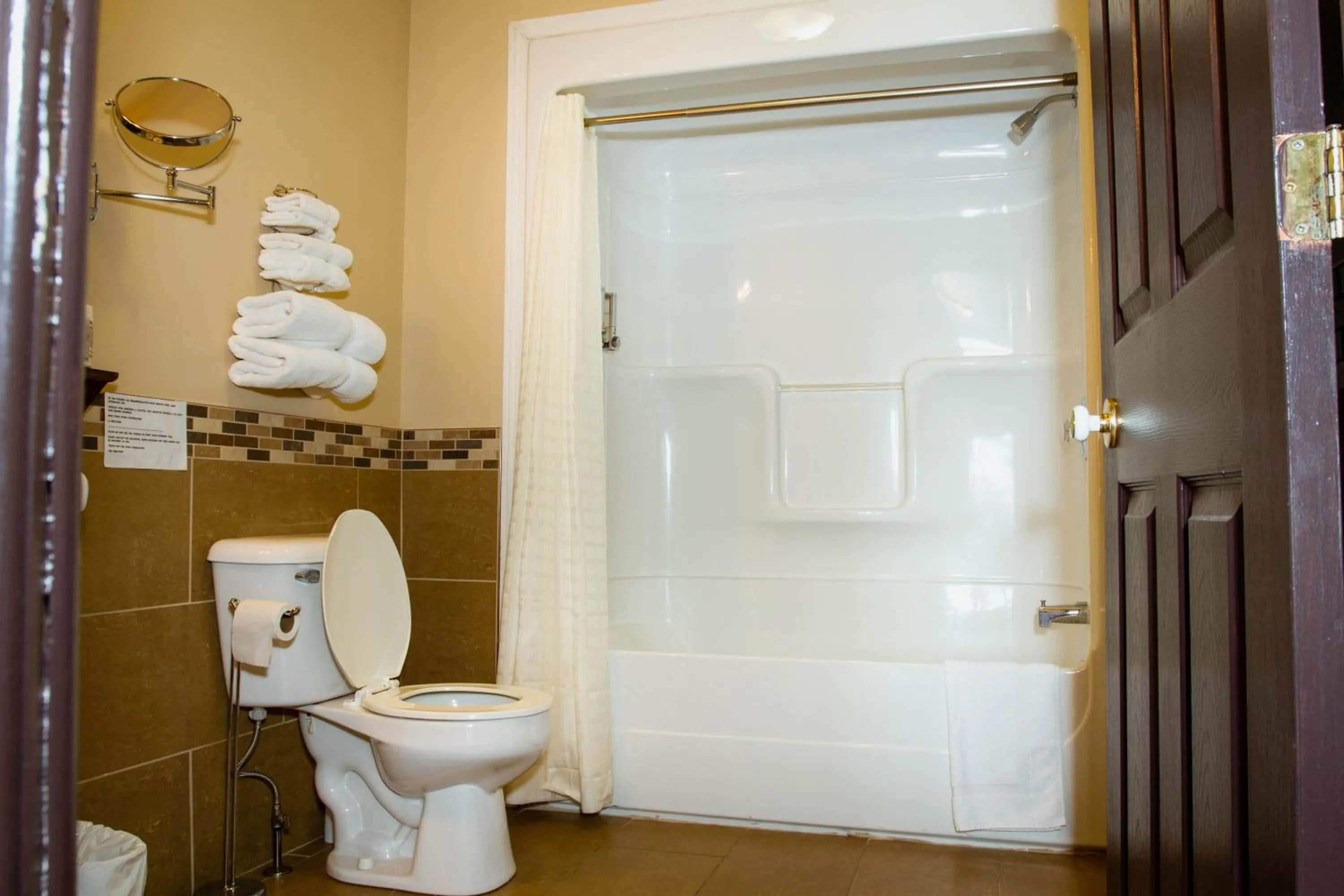 Bathroom in Auberge Du Lac Malcom