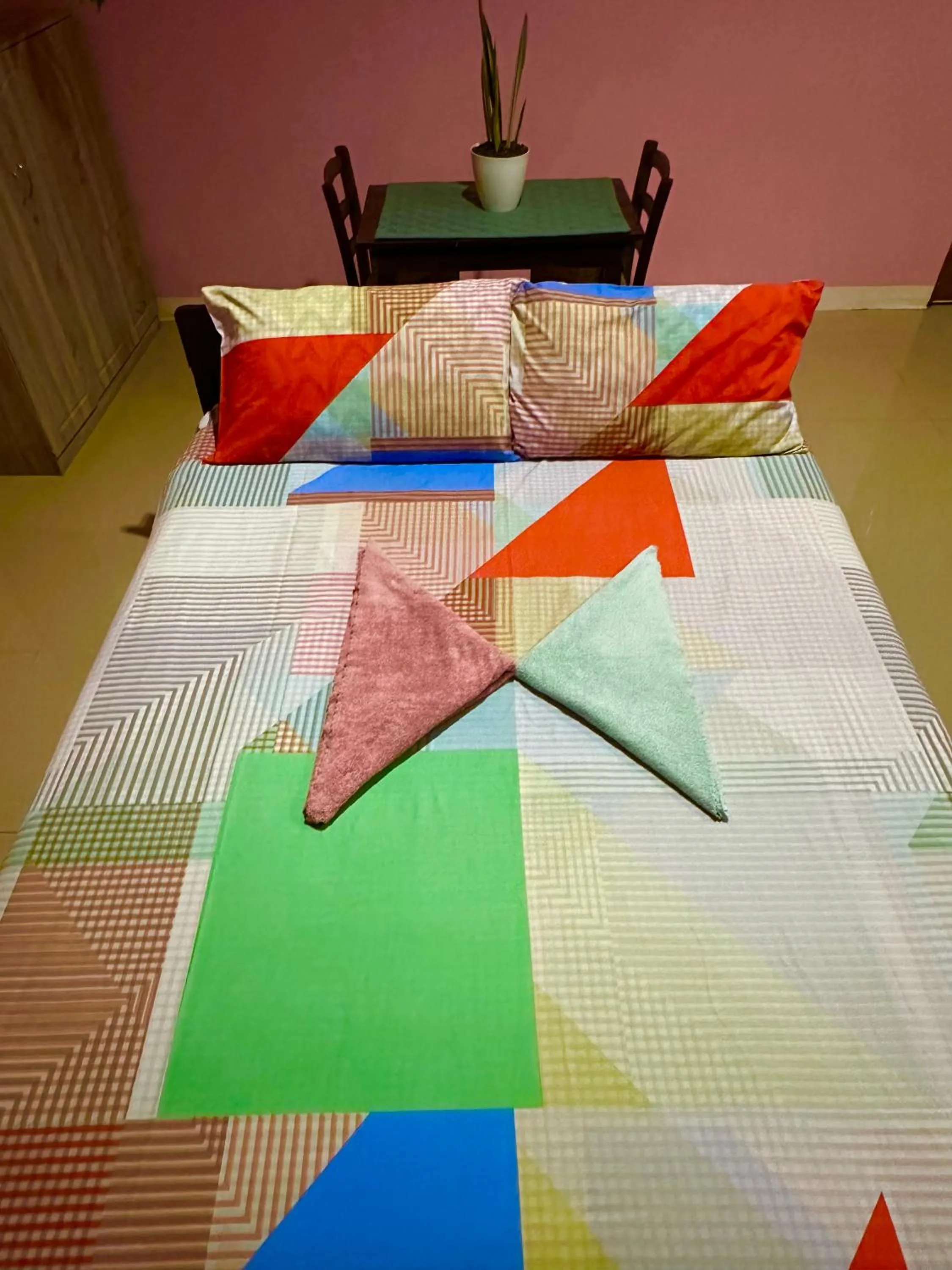 Rozay Travellers Inn