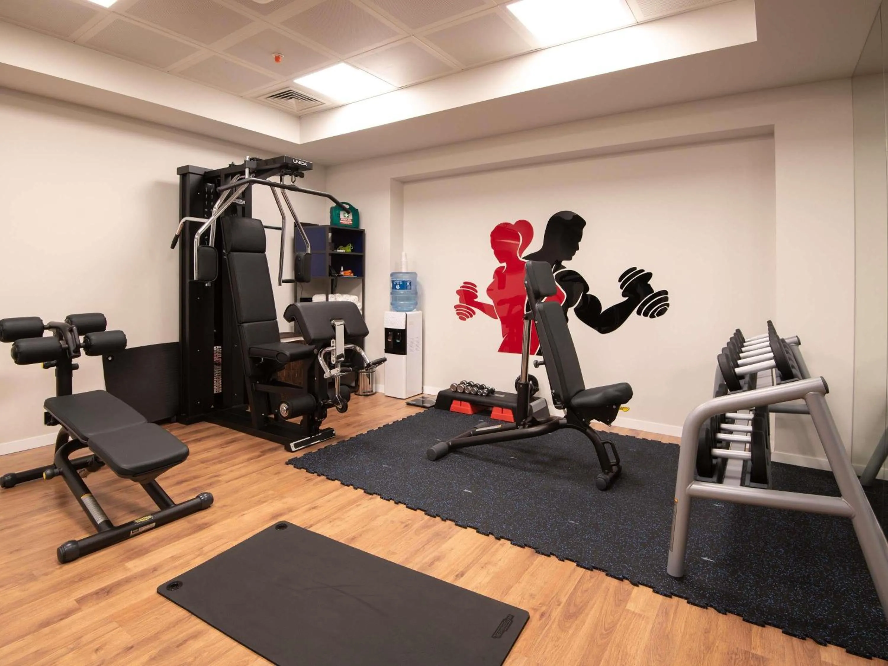 Fitness centre/facilities in ibis Baku City