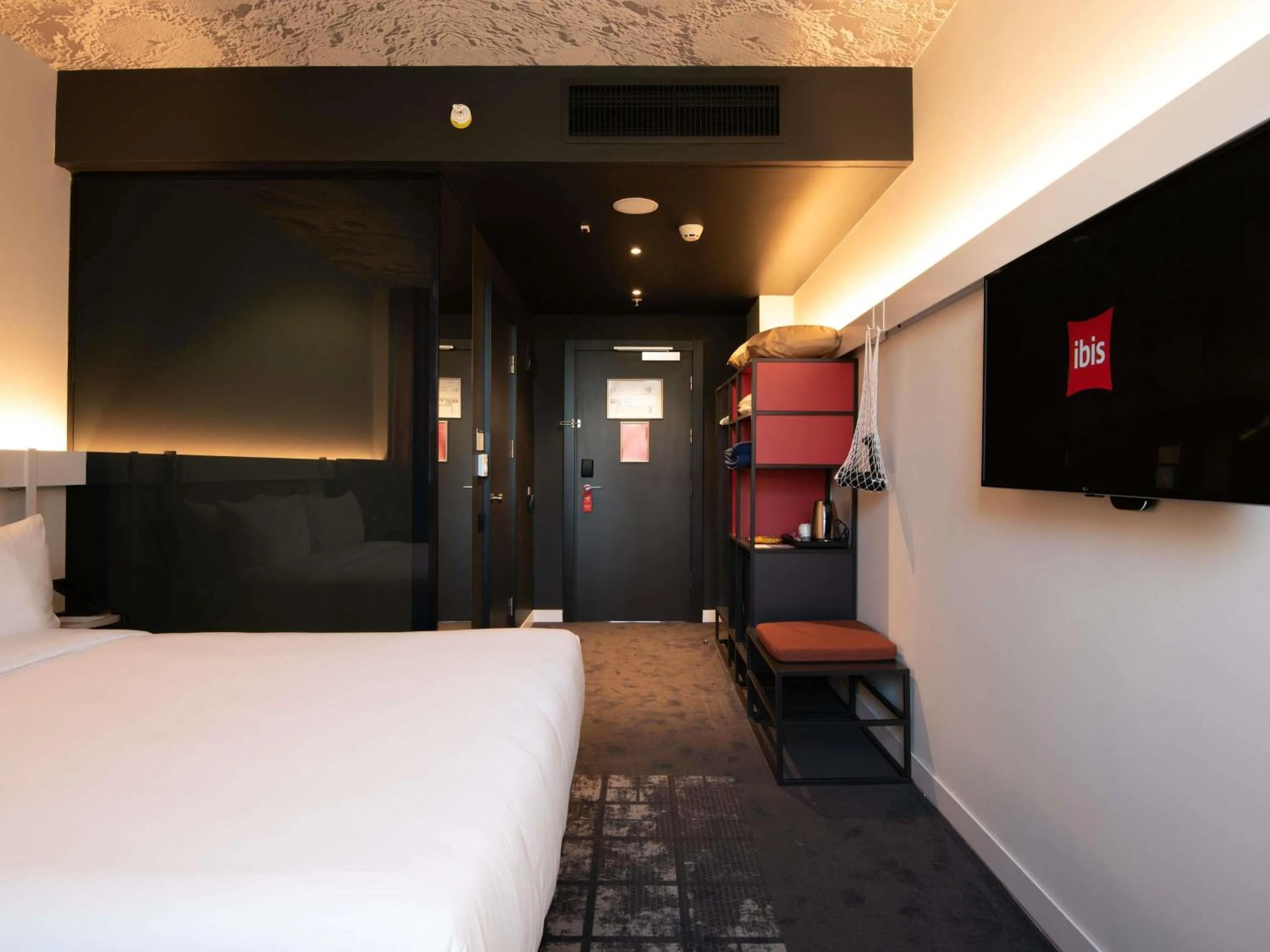 Bedroom, Bed in ibis Baku City