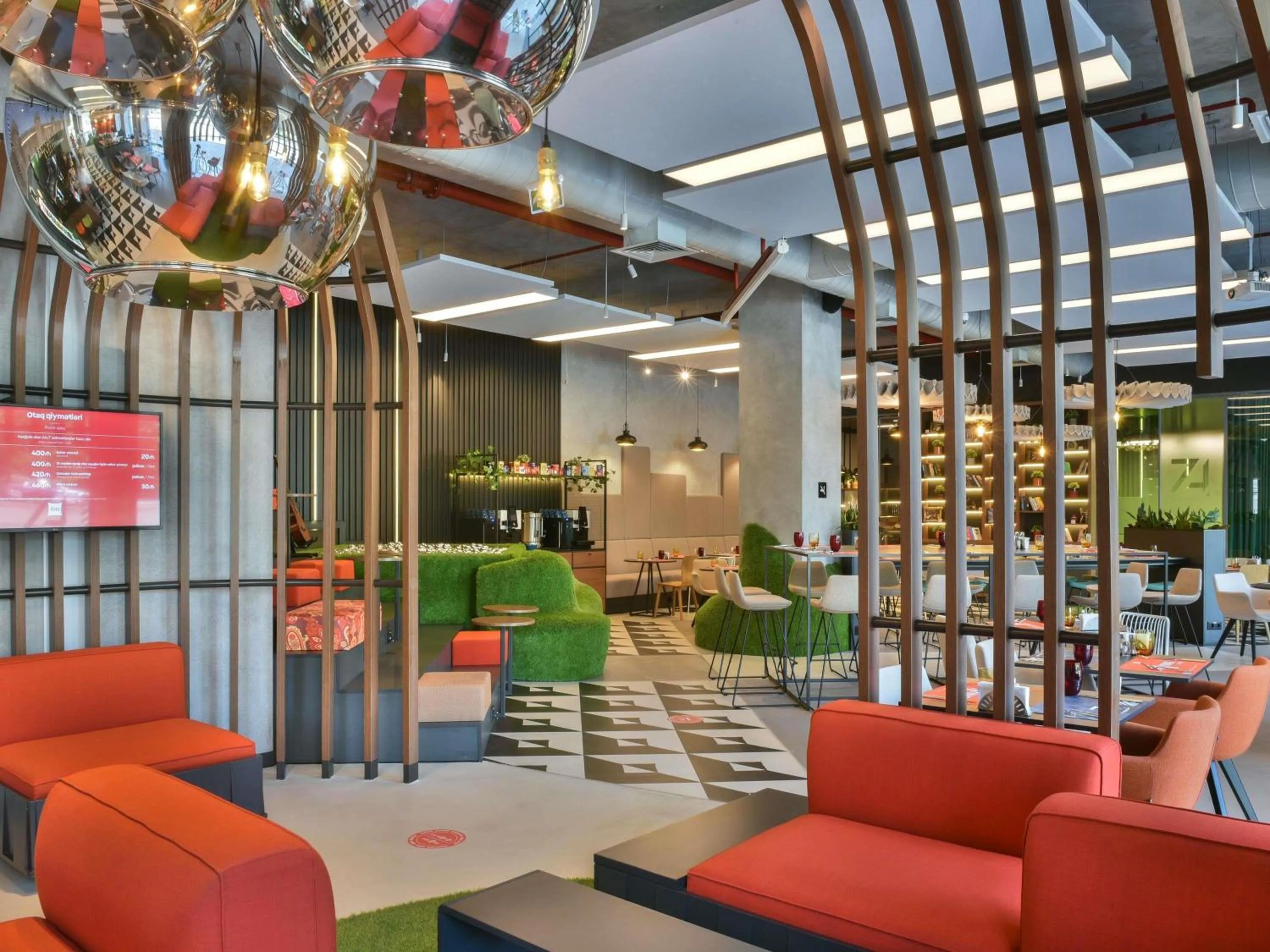 Restaurant/places to eat in ibis Baku City
