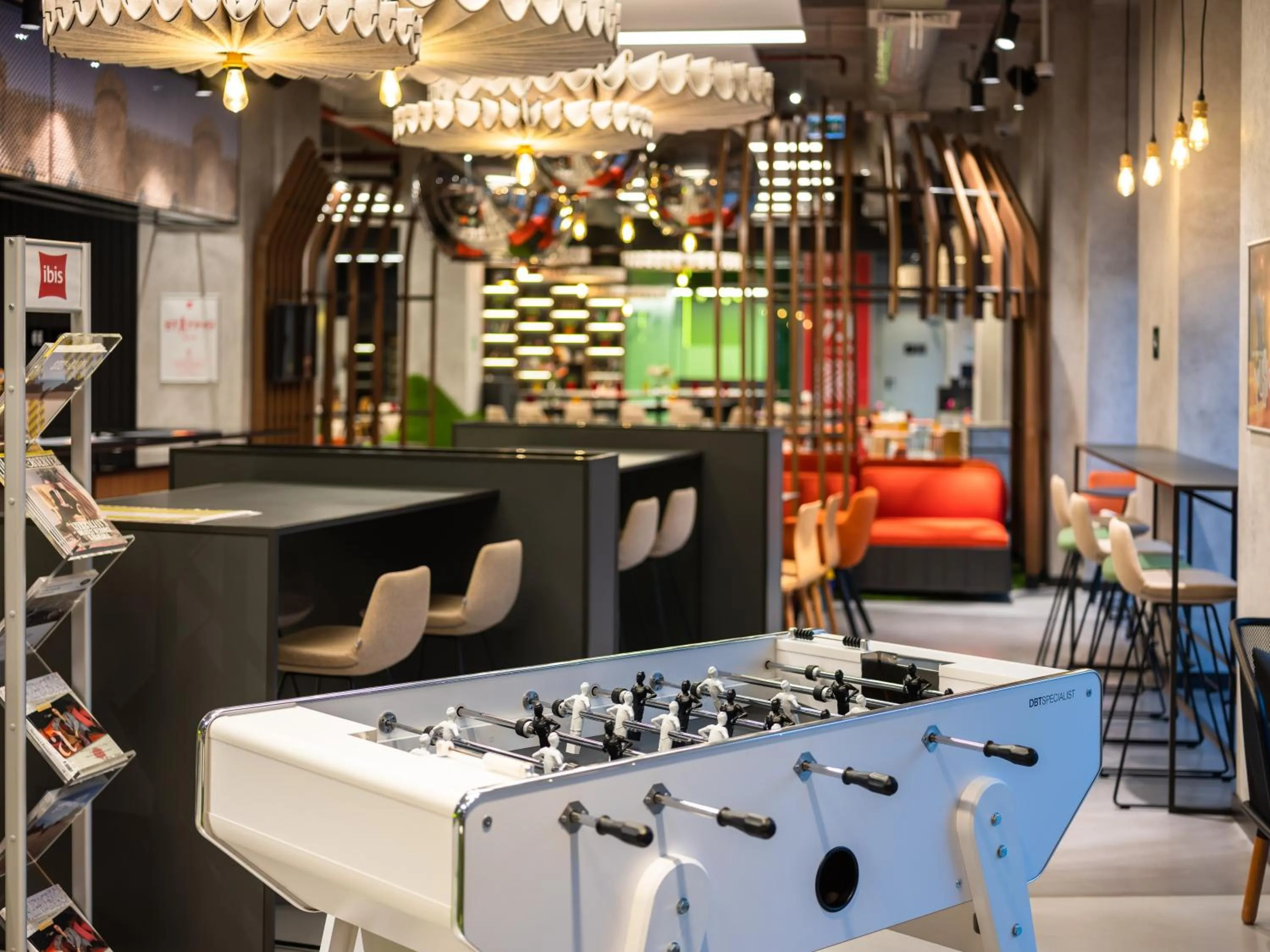 Restaurant/places to eat in ibis Baku City