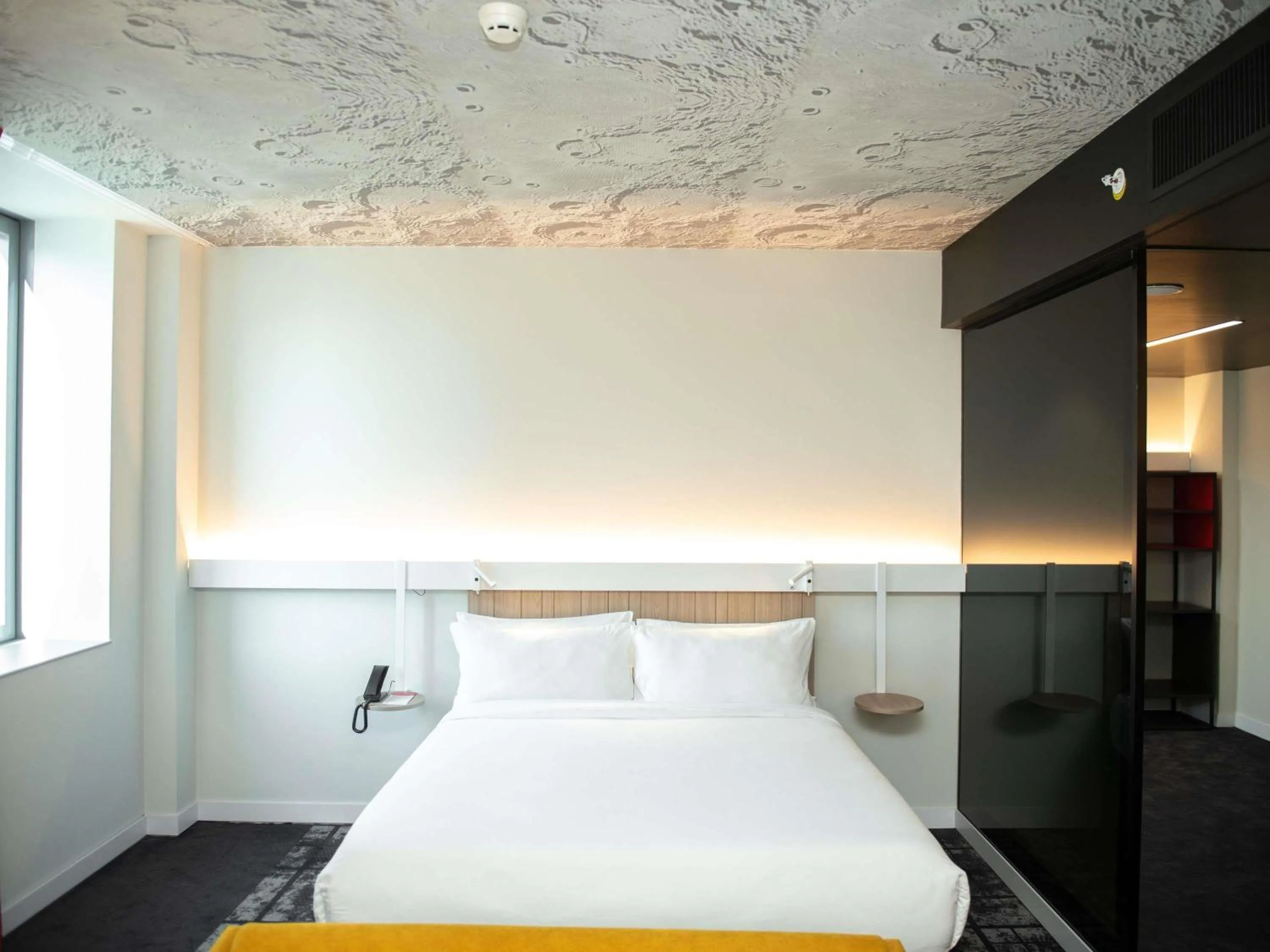 Bedroom, Bed in ibis Baku City