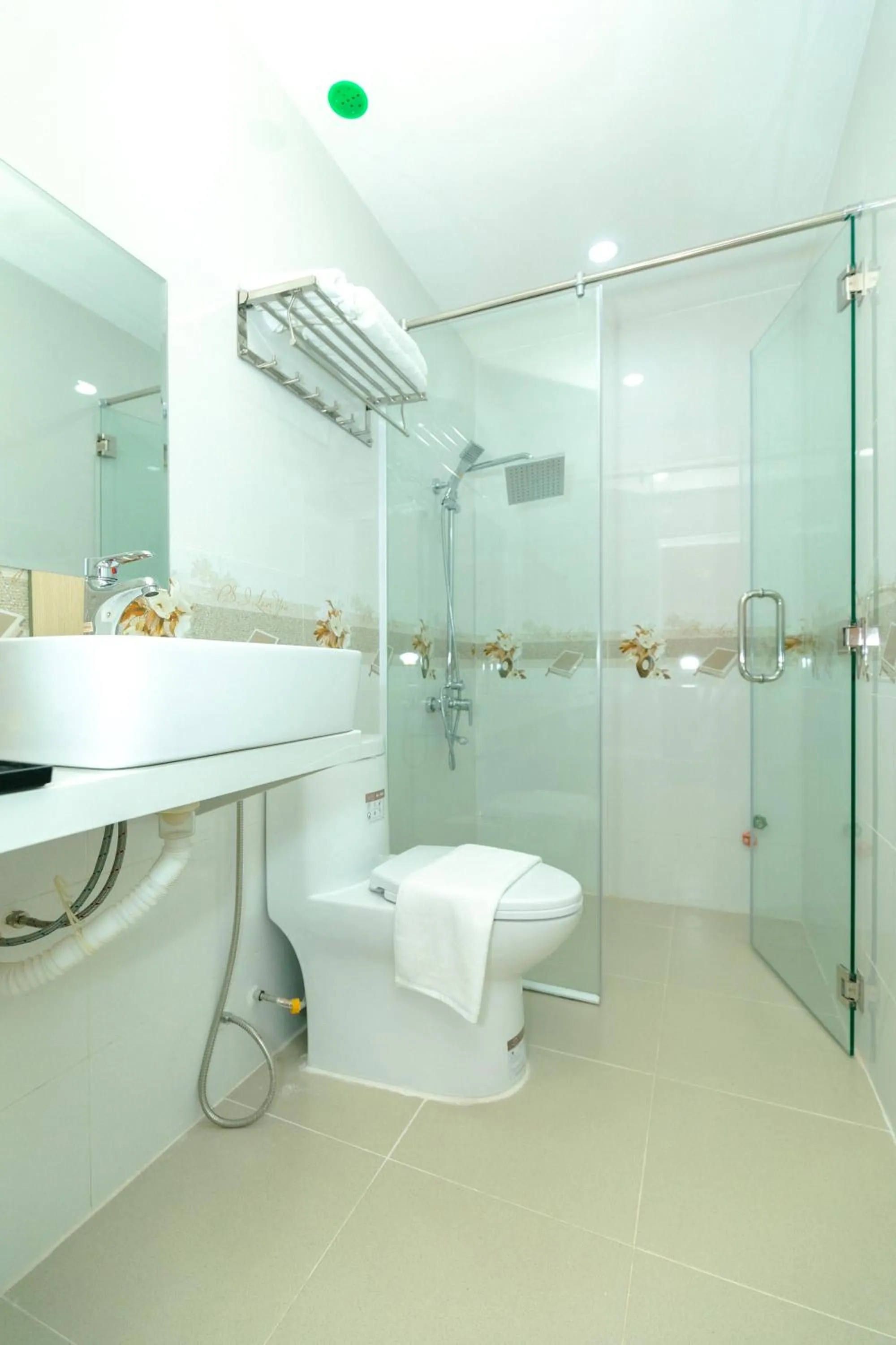 Bathroom in HaTa Hotel