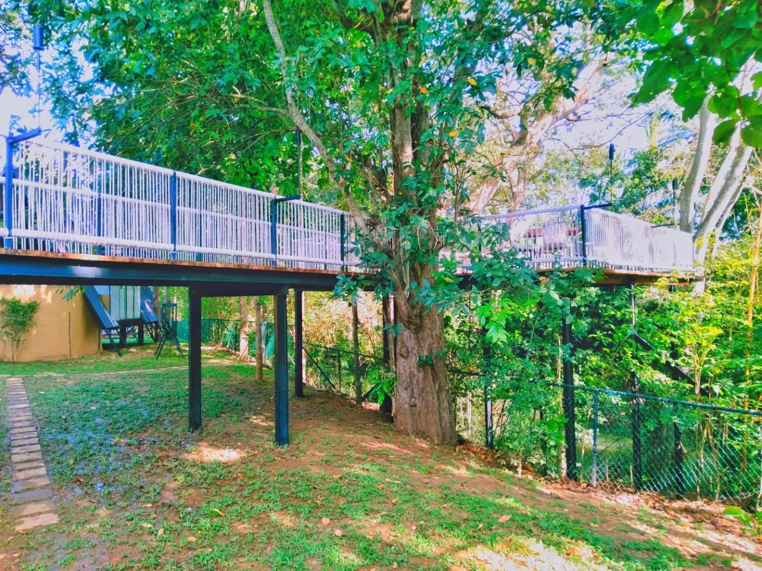 Garden view in Kottawatta River Bank Resort