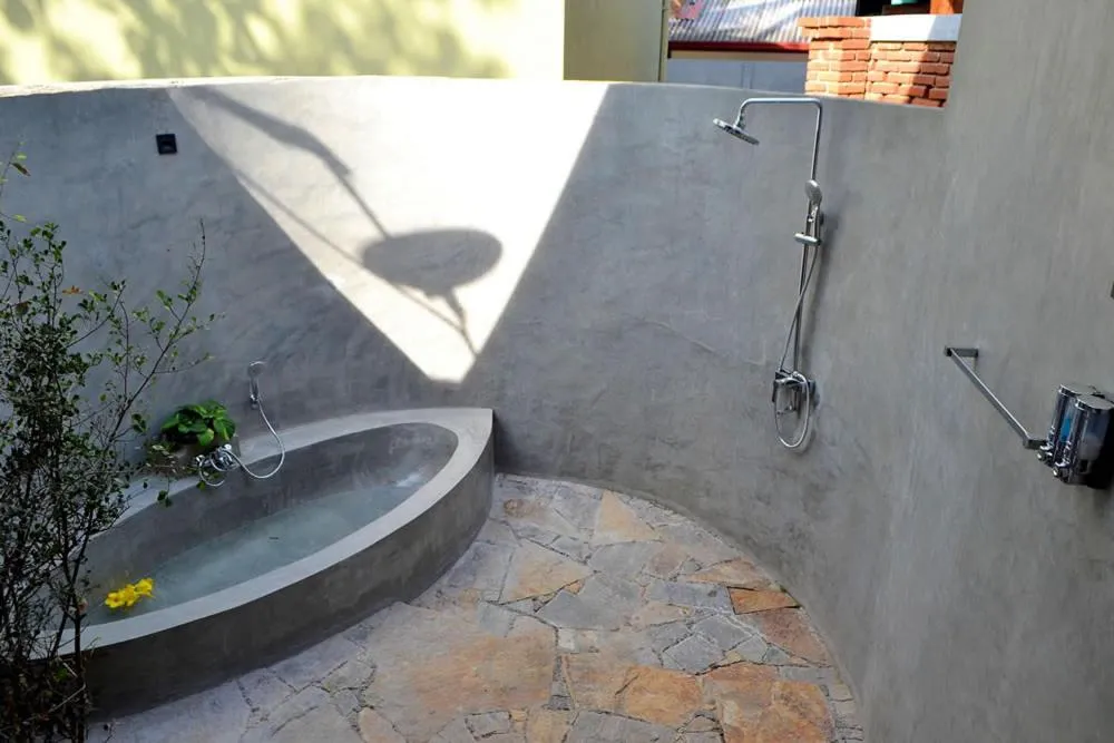 Bathroom in Kottawatta River Bank Resort