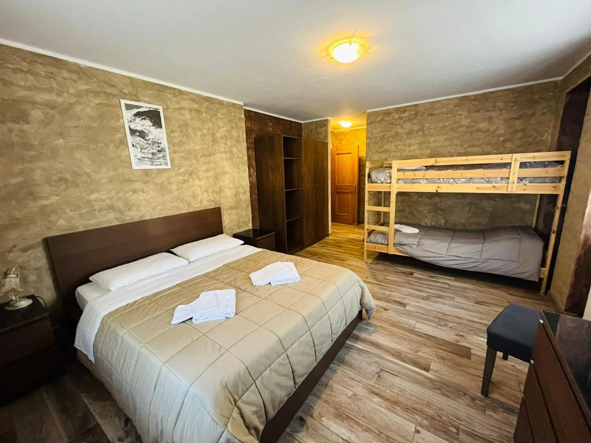 Bed in San Luigi - Rooms & Apartments