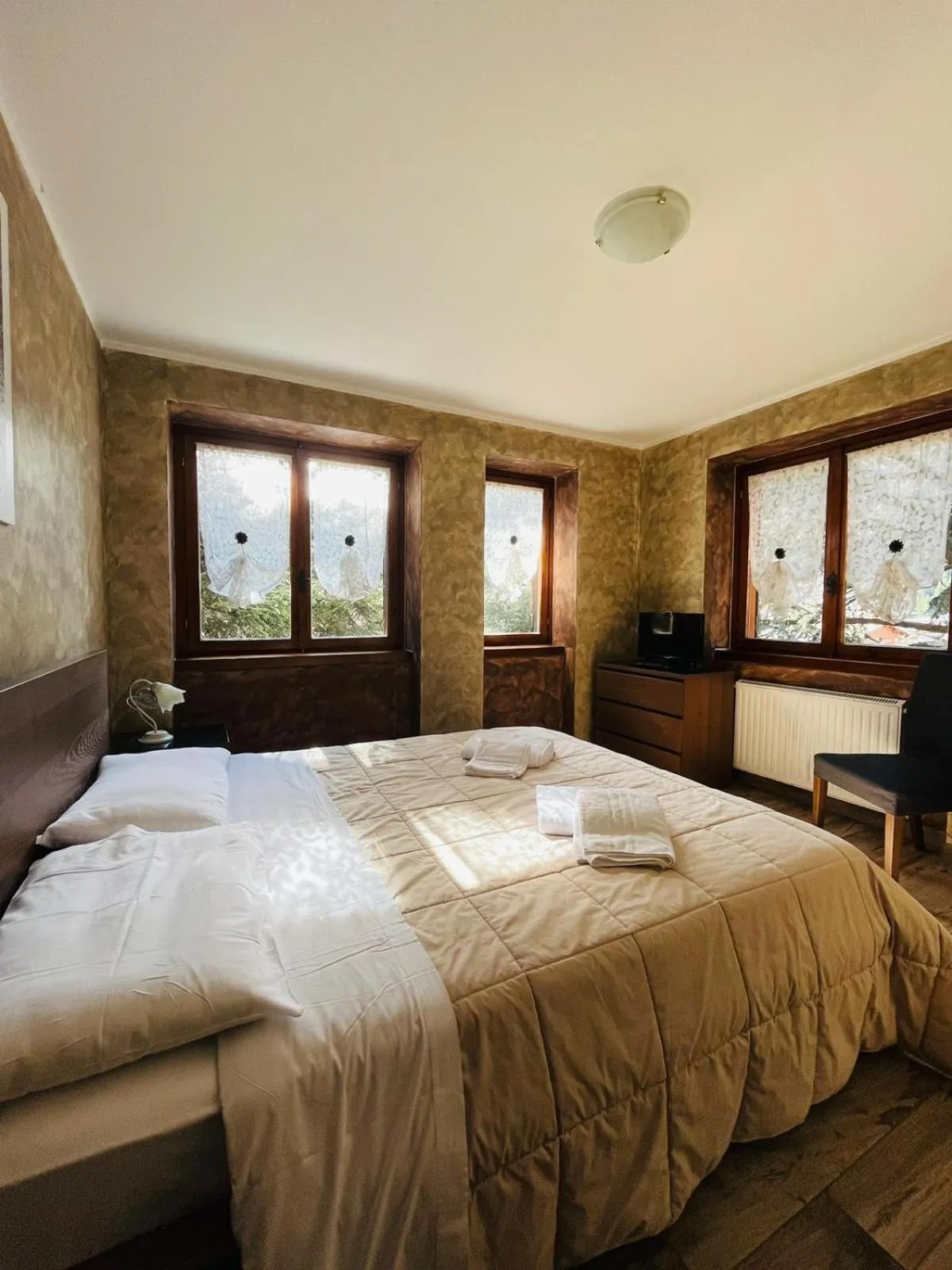 Bed in San Luigi - Rooms & Apartments