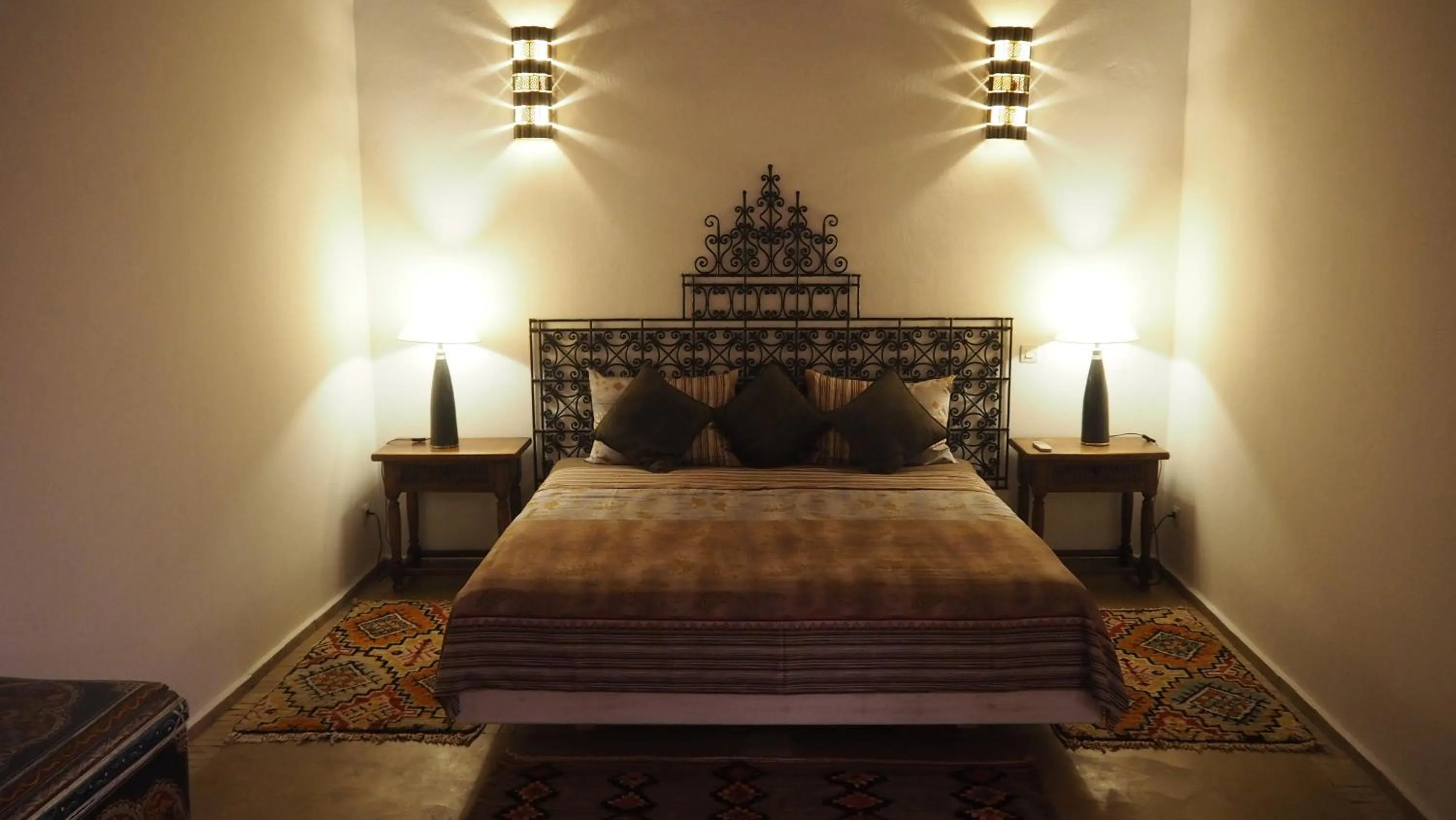 Photo of the whole room in Riad Aventurine